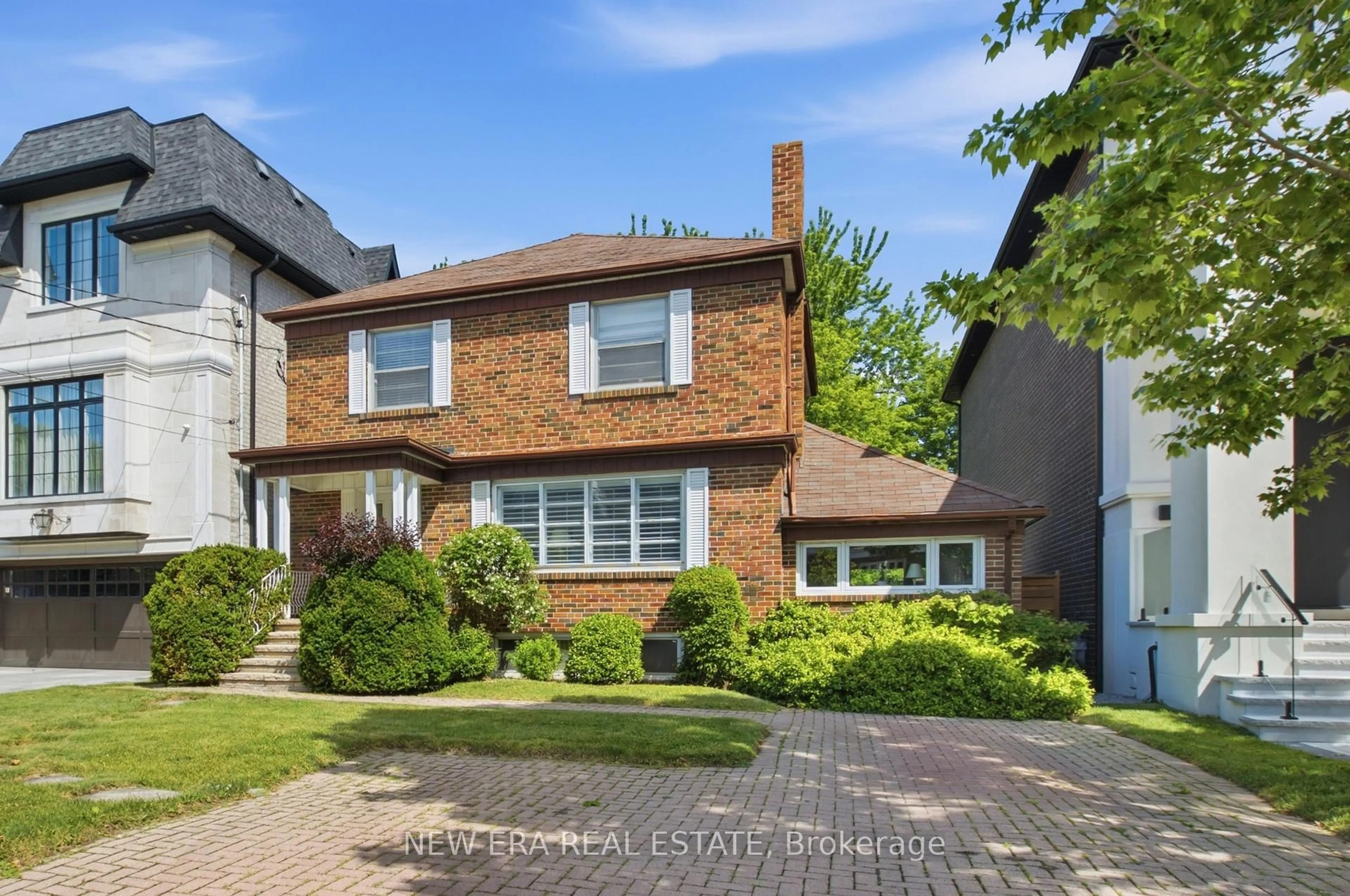 Home with brick exterior material, street for 654 Bedford Park Ave, Toronto Ontario M5M 1K3