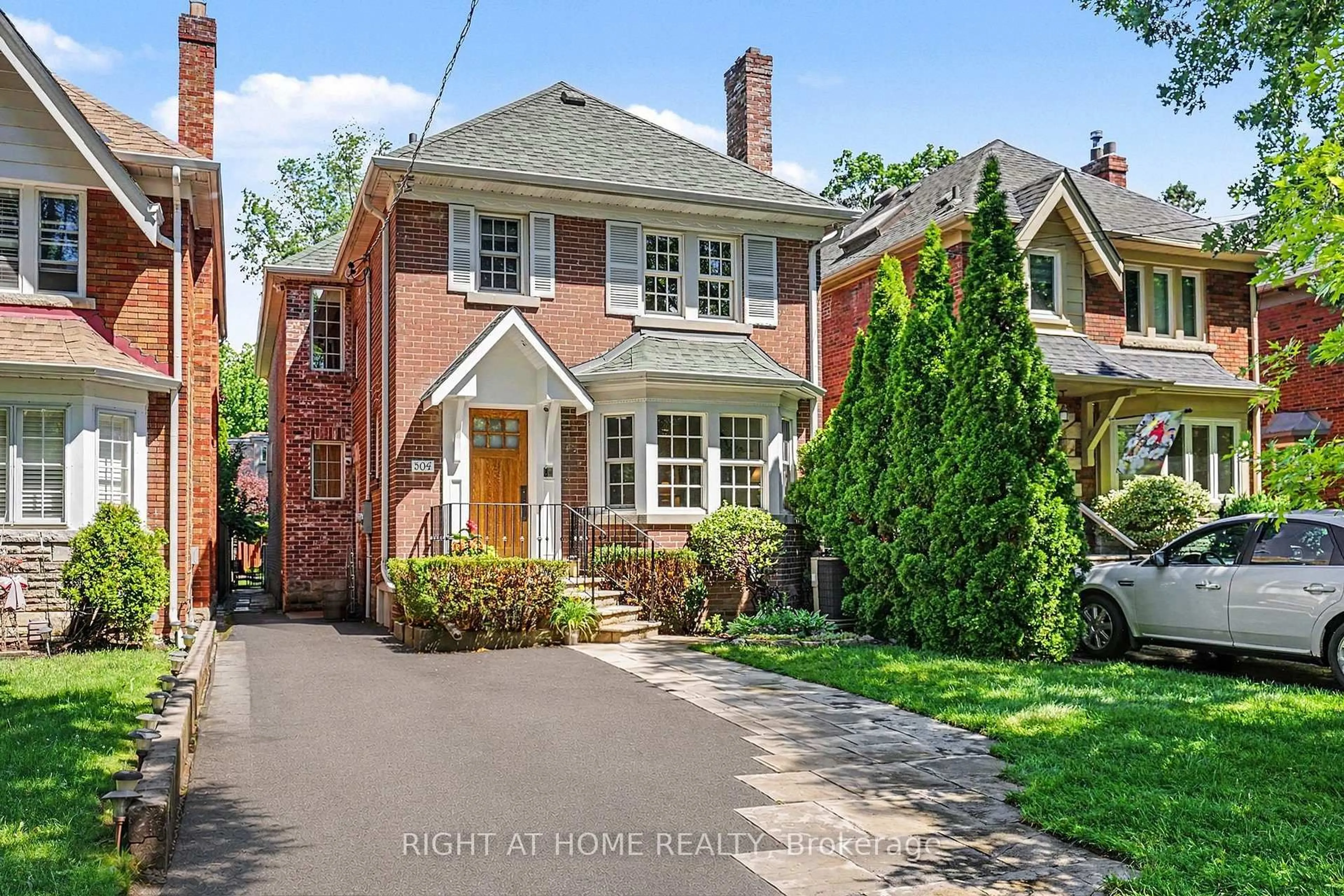 Home with brick exterior material, street for 504 Roselawn Ave, Toronto Ontario M5N 1J8