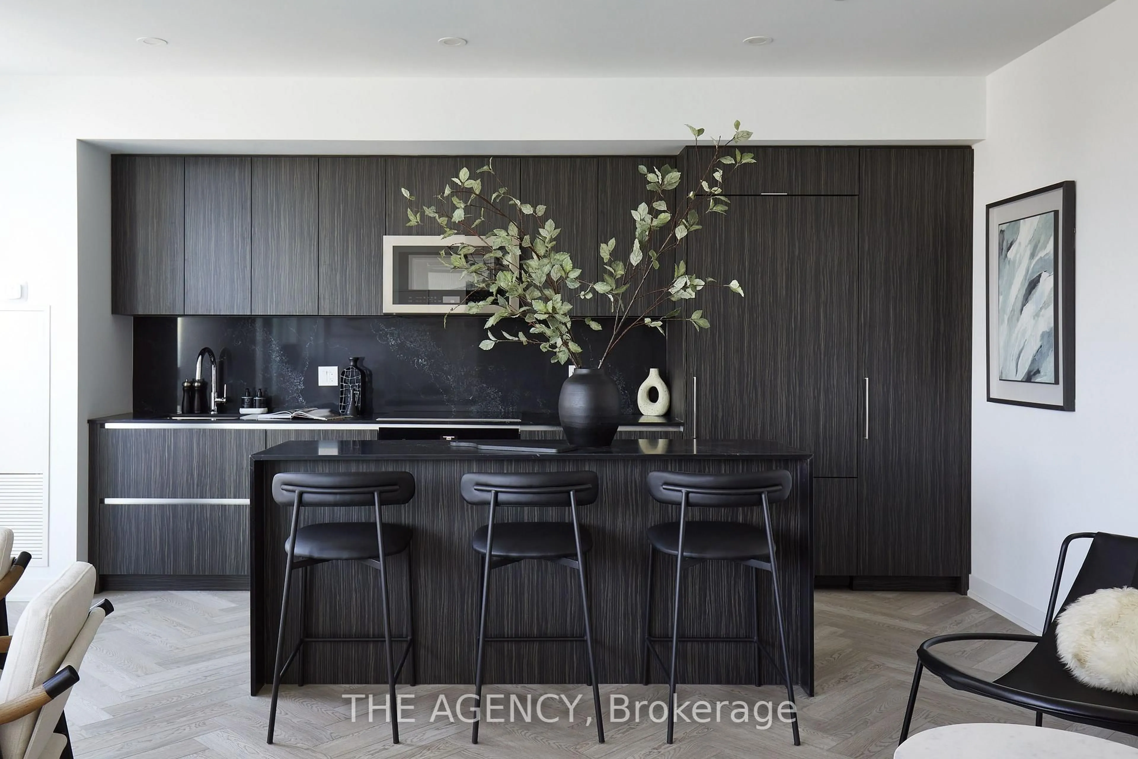 Contemporary kitchen, unknown for 327 King St #PH-03, Toronto Ontario M5V 1J5