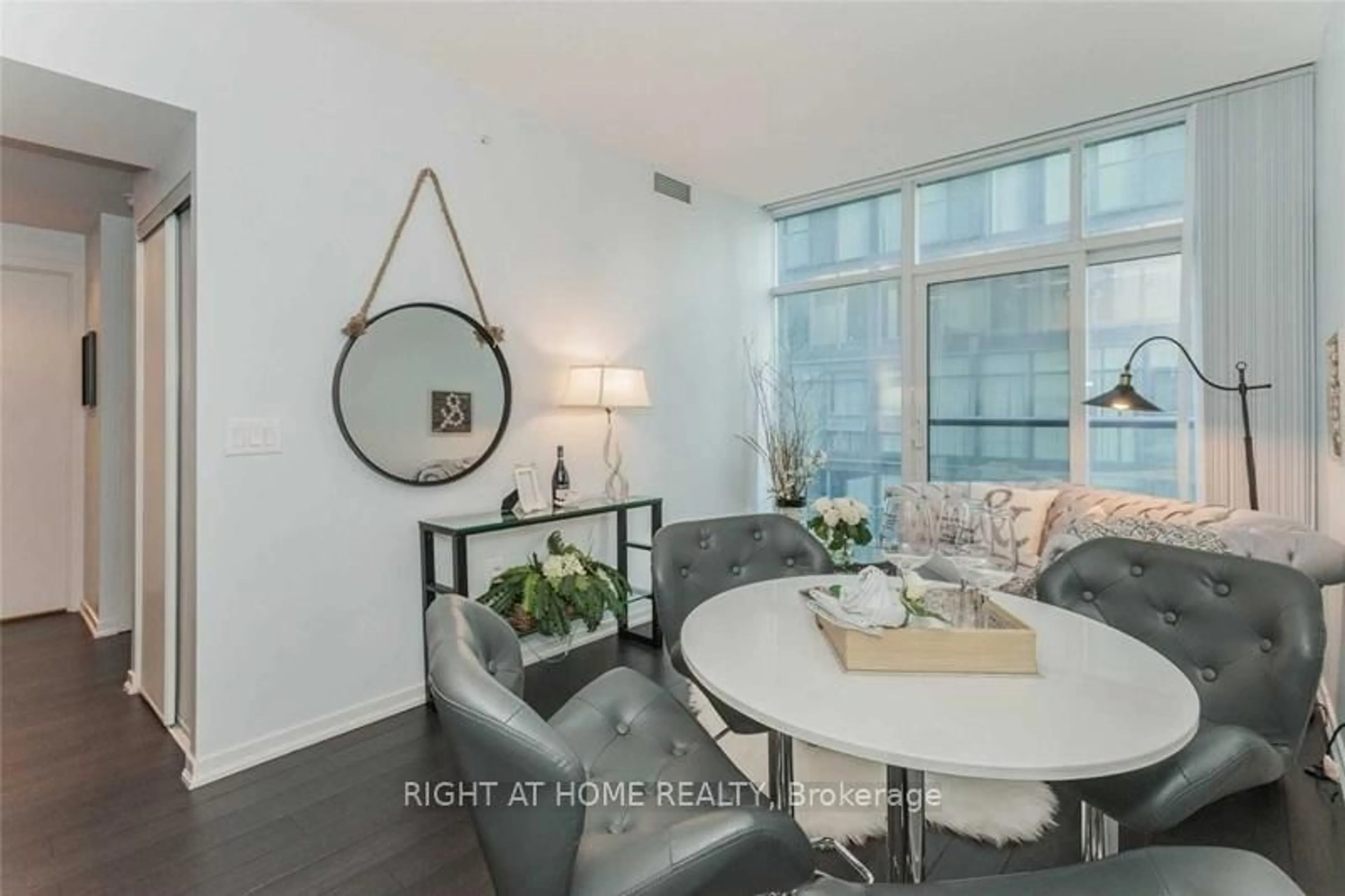 A pic of a room for 36 Lisgar St #812W, Toronto Ontario M6J 0C7