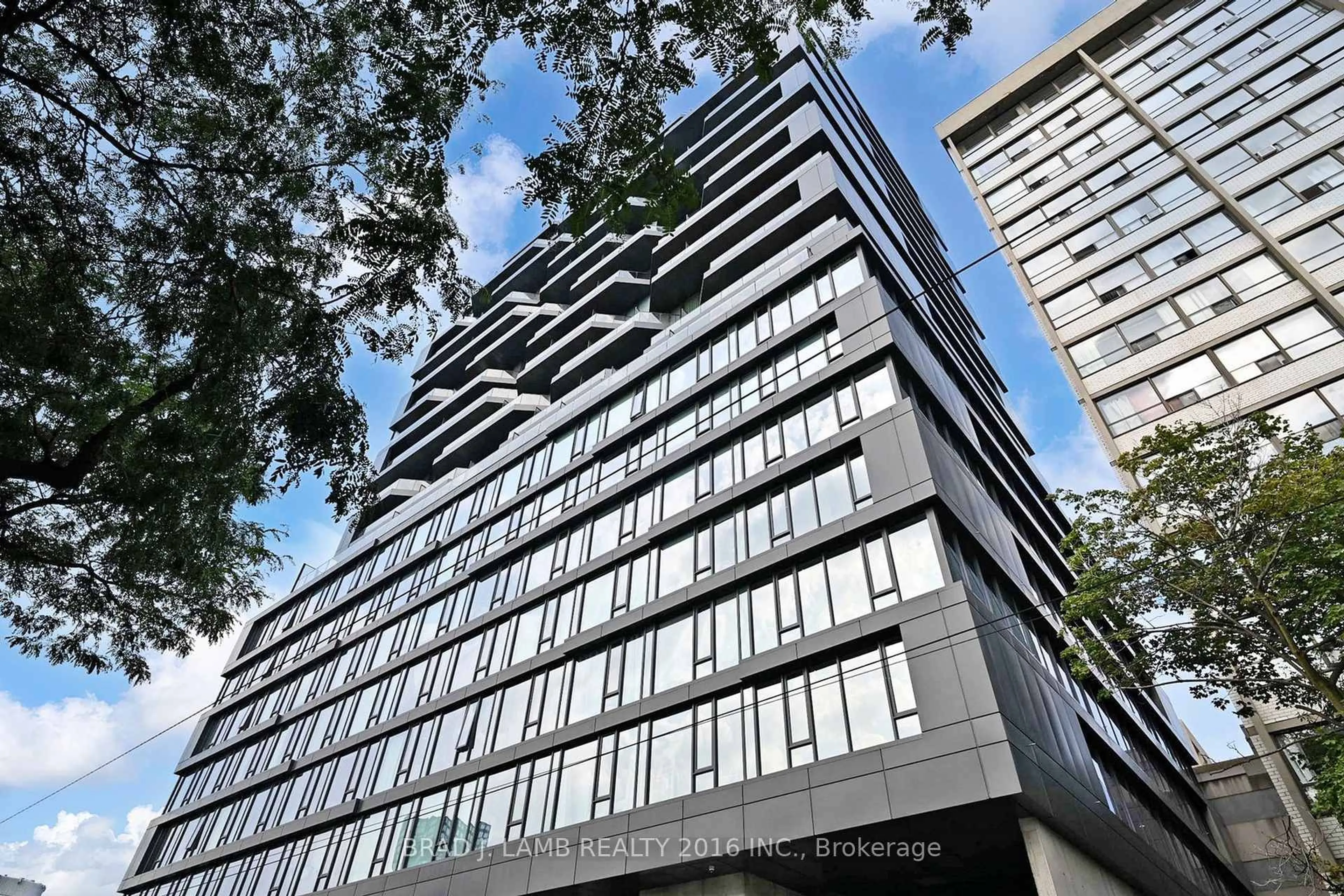Unknown for 195 McCaul St #705, Toronto Ontario M5T 0E5