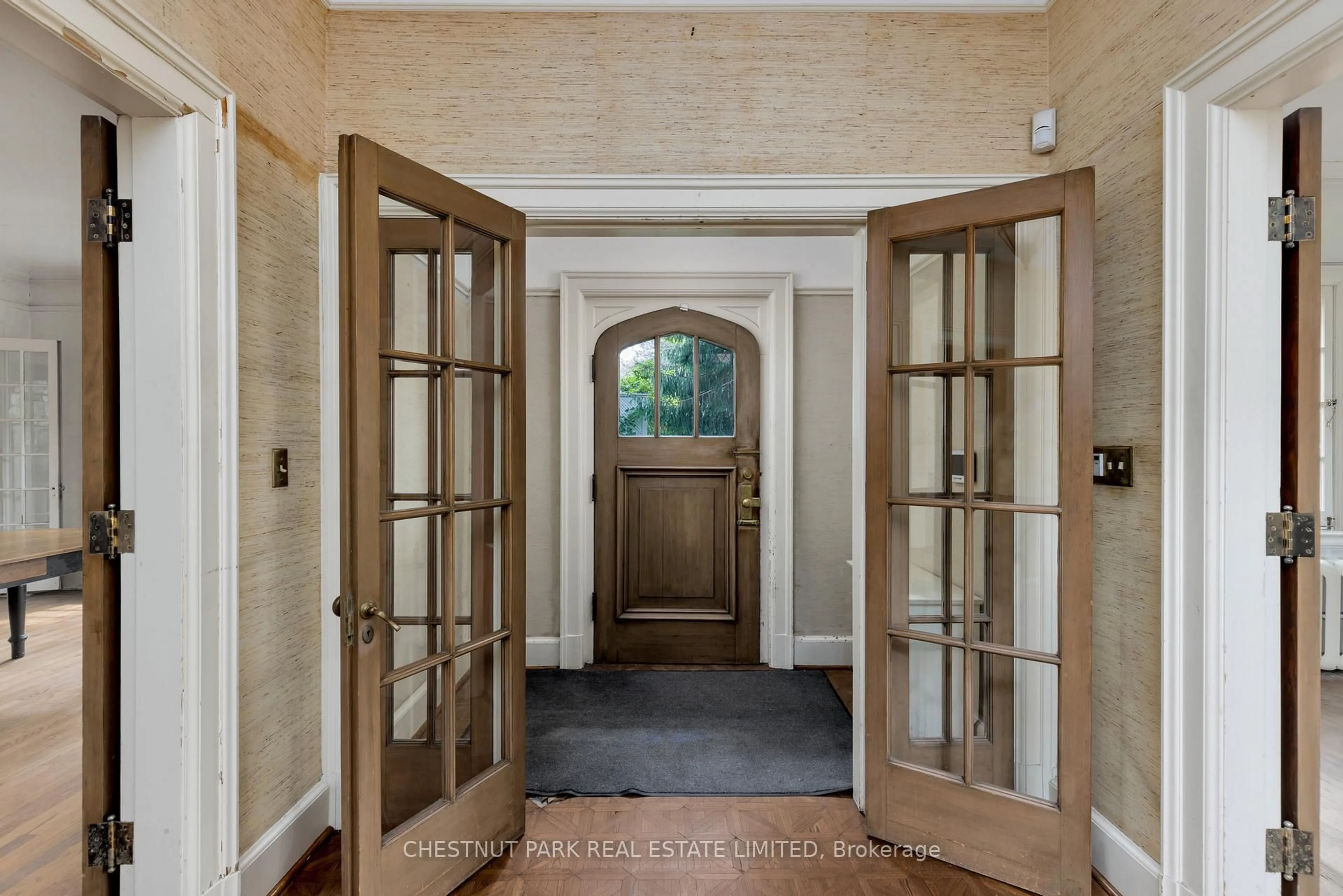 Indoor entryway for 24 Castle Frank Cres, Toronto Ontario M4W 3A3