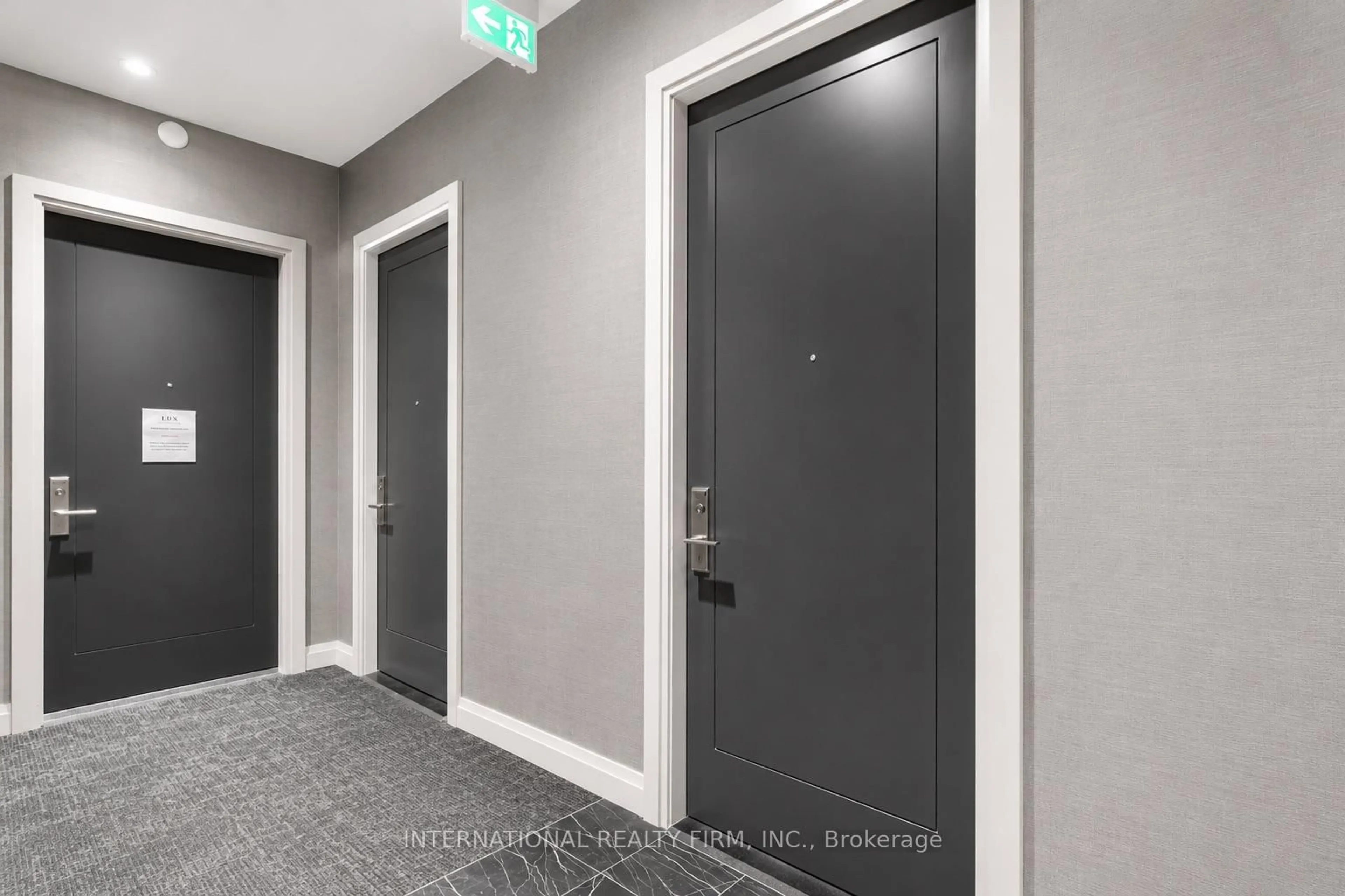 Indoor foyer for 33 Frederick Todd Way #207, Toronto Ontario M4G 0C9