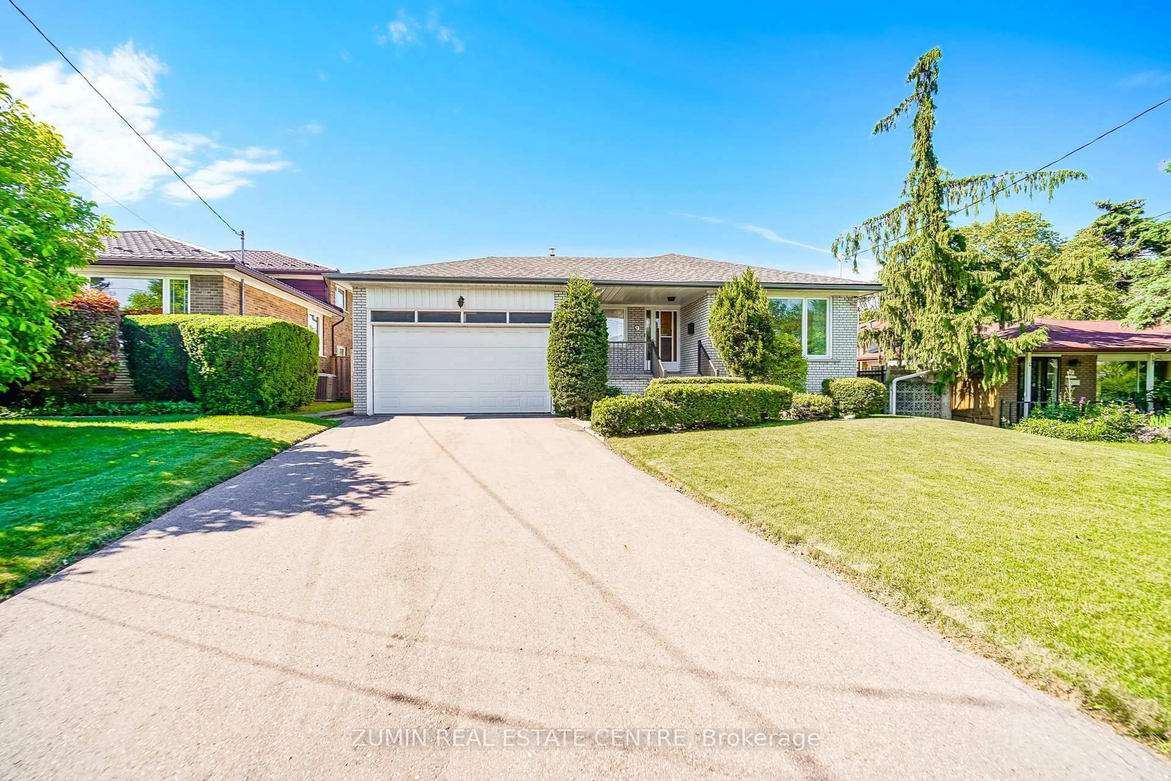 Unknown for 9 Oldborough Circ, Toronto Ontario M2J 3A1