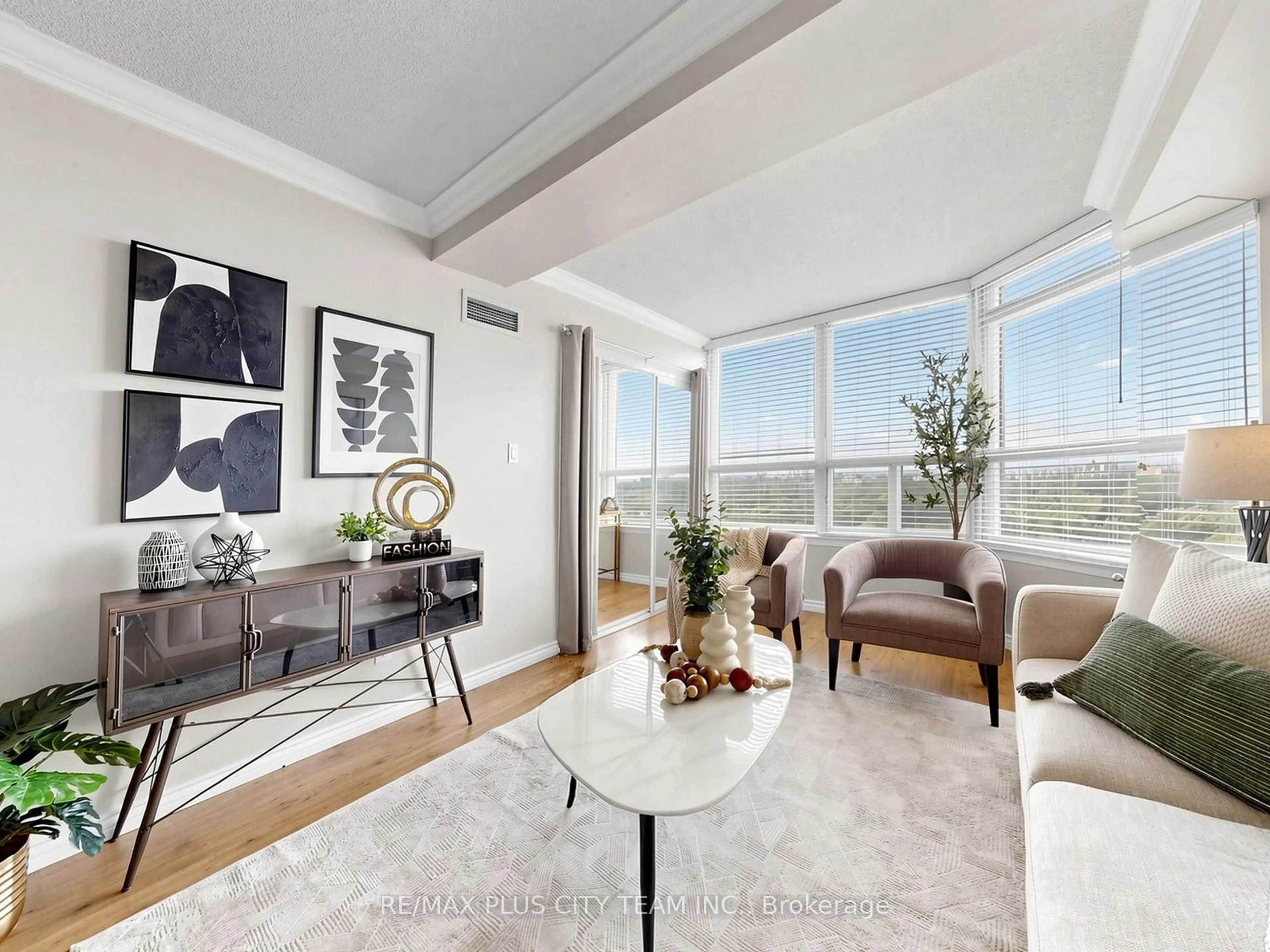 Living room with furniture, unknown for 268 Ridley Blvd #1717, Toronto Ontario M5M 4N3