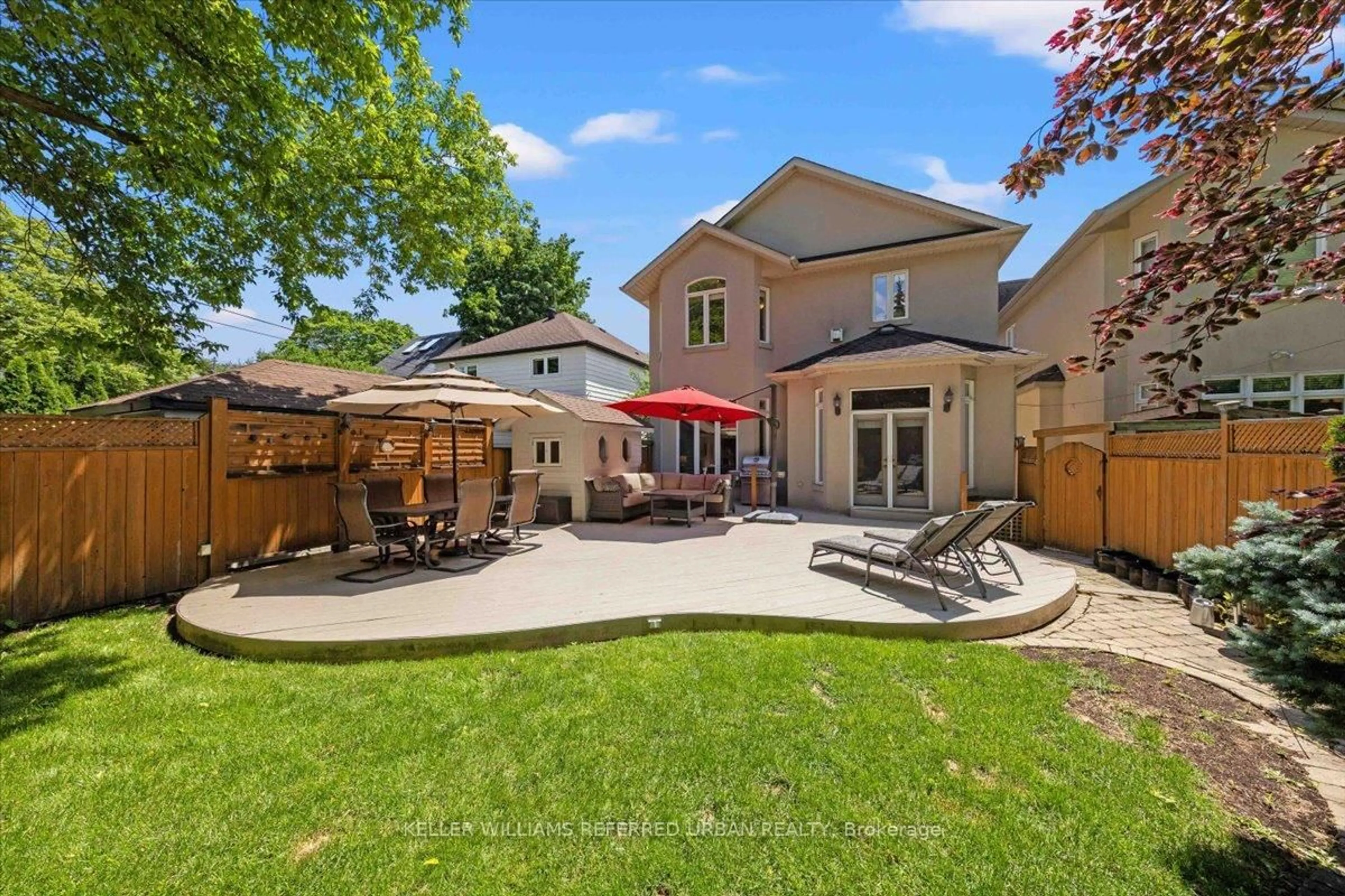 Patio, street for 6 Wentworth Ave, Toronto Ontario M2N 1T6