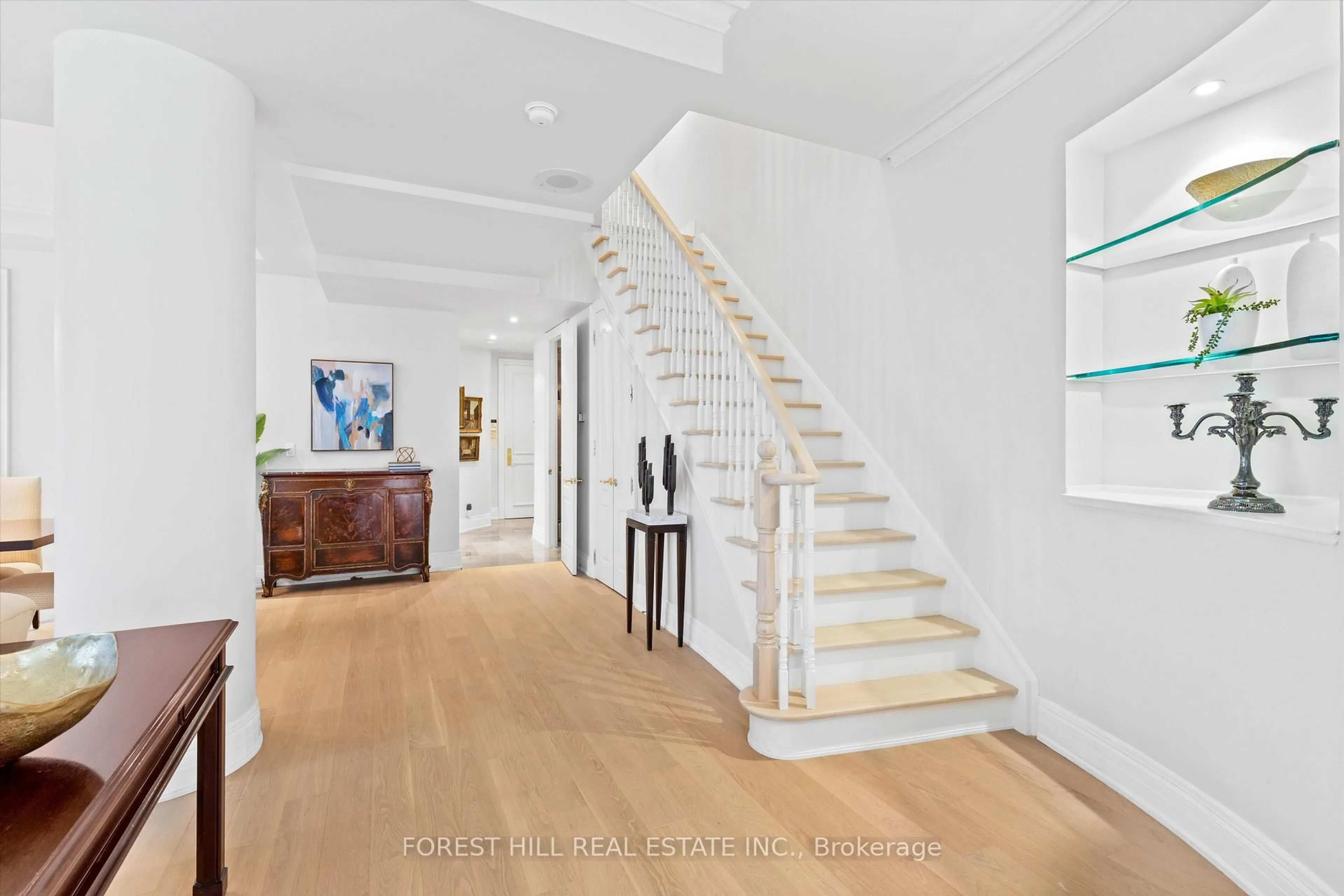 Unknown for 33 Delisle Ave #108, Toronto Ontario M4V 3C7