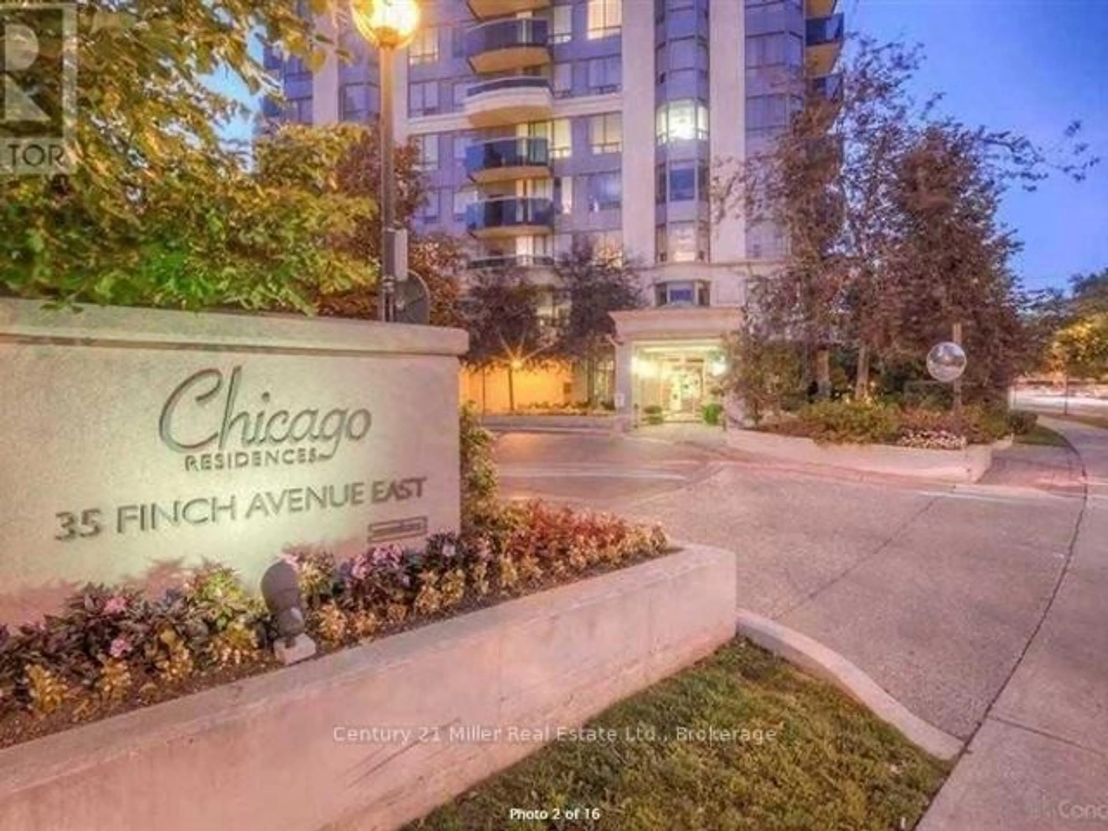 Indoor foyer for 35 Finch Ave #501, Toronto Ontario M2N 6Z8
