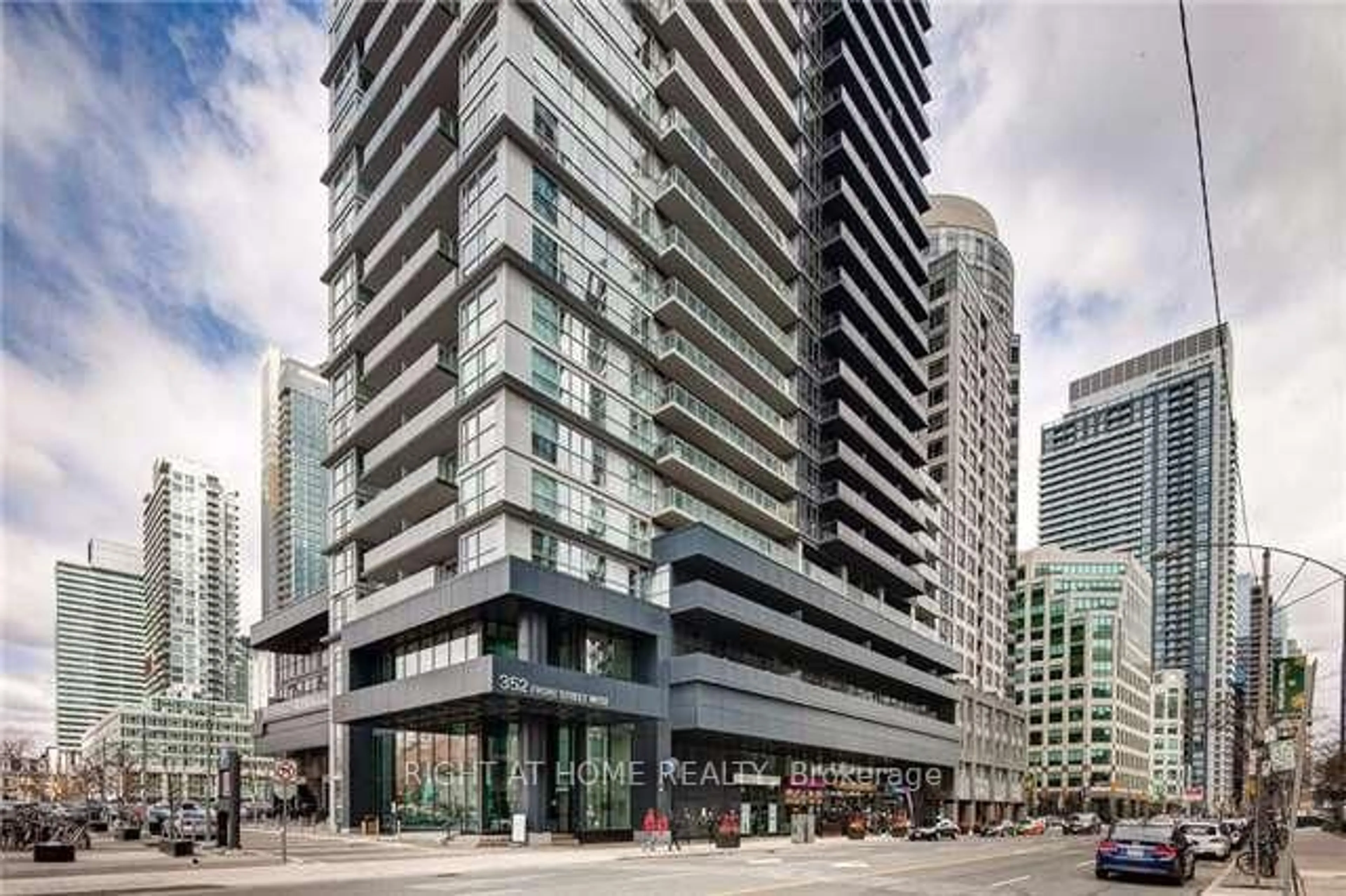 Unknown for 352 Front St #1918, Toronto Ontario M5V 0K3