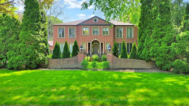21 Forest Heights Blvd, Toronto 2