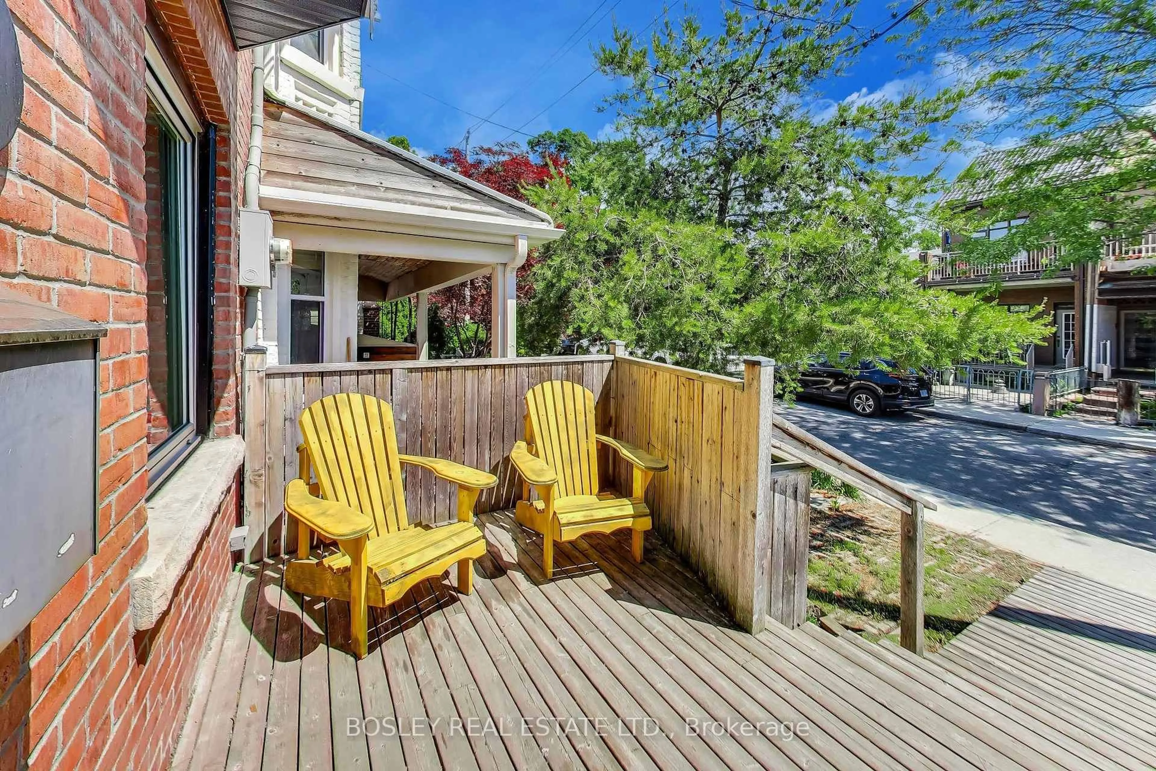Patio, street for 16 St Clarens Ave, Toronto Ontario M6K 2S3