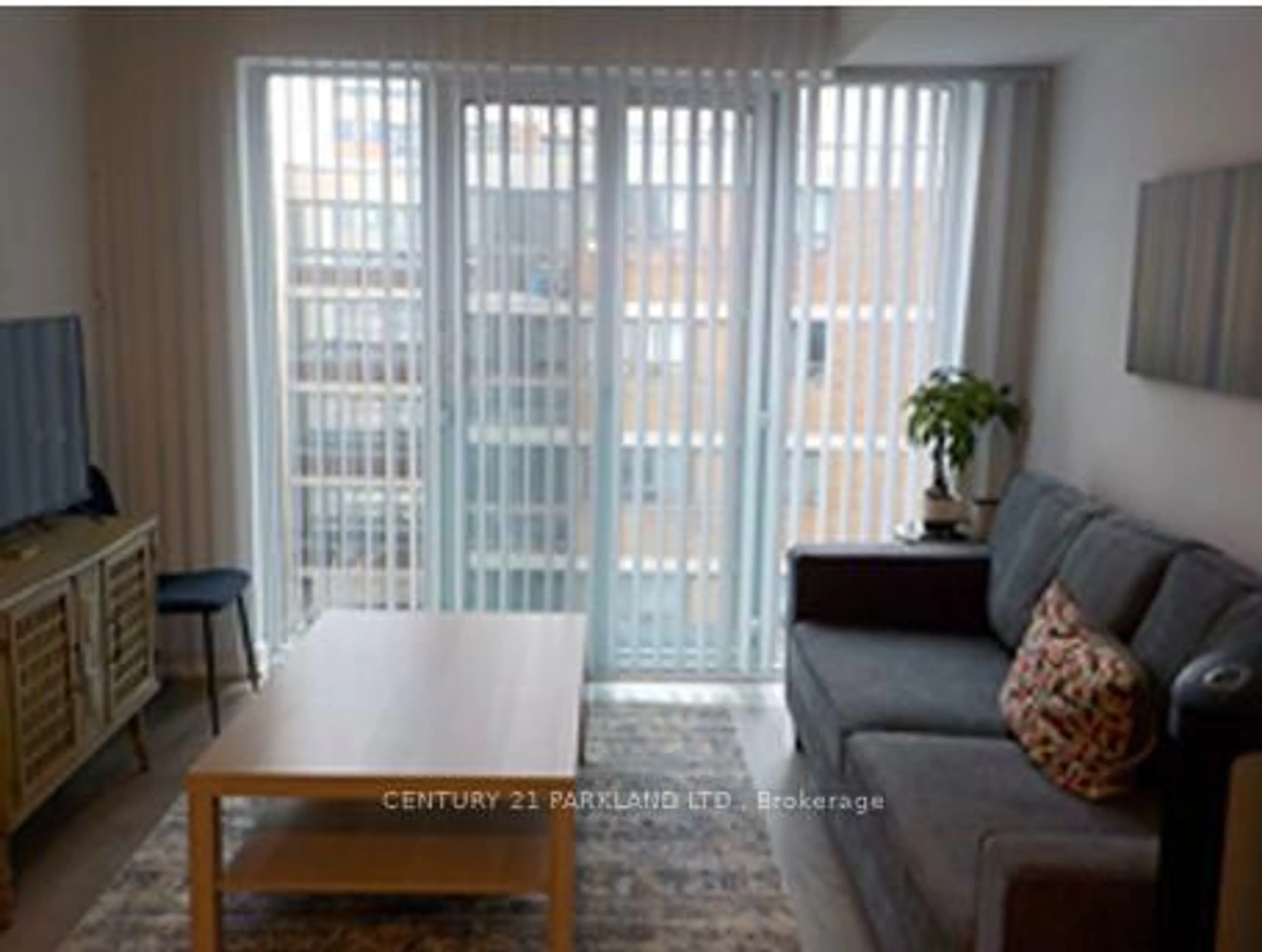 Living room with furniture, unknown for 50 McCaul St #607, Toronto Ontario M5T 1V9