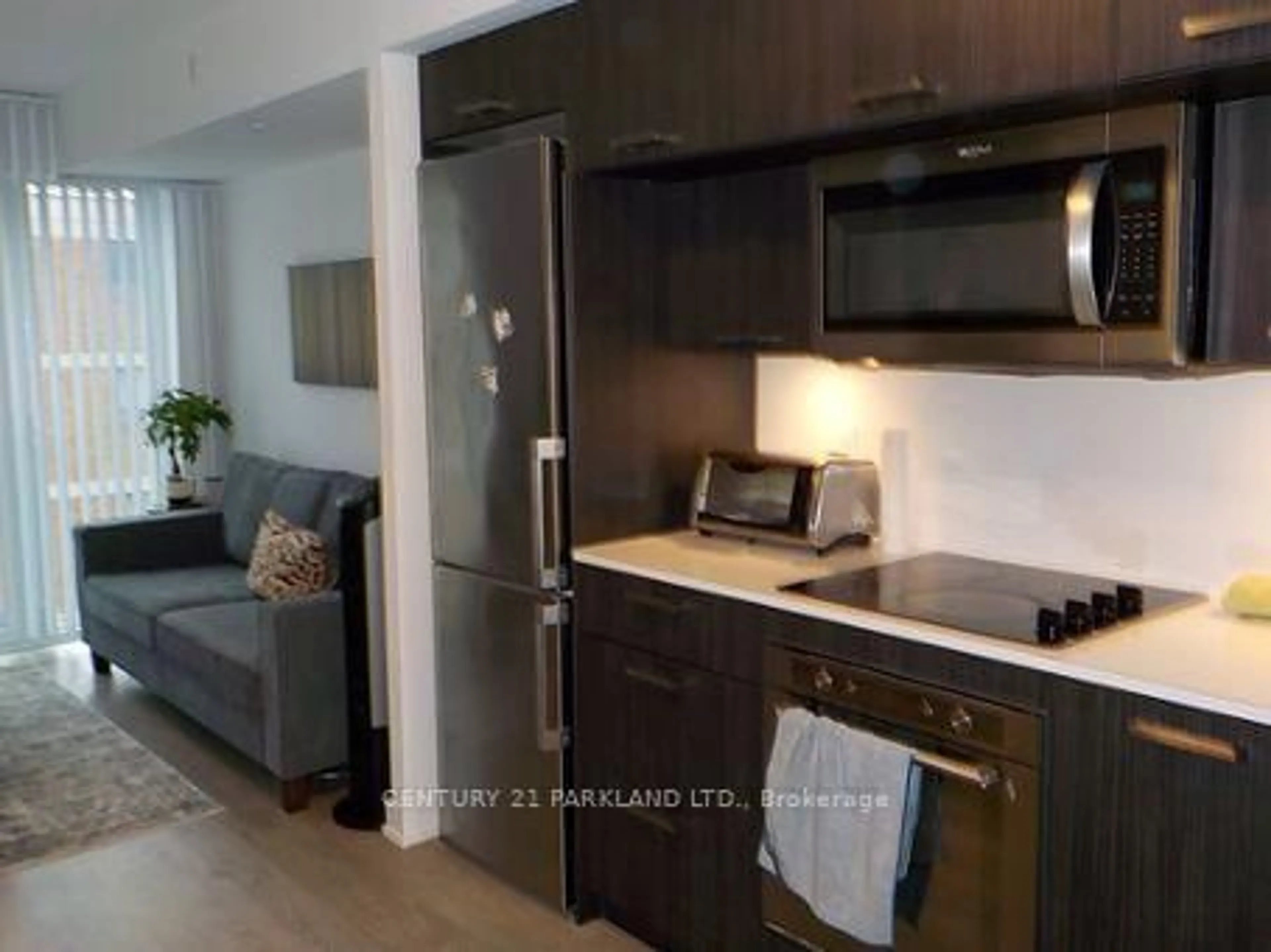 Standard kitchen, unknown for 50 McCaul St #607, Toronto Ontario M5T 1V9
