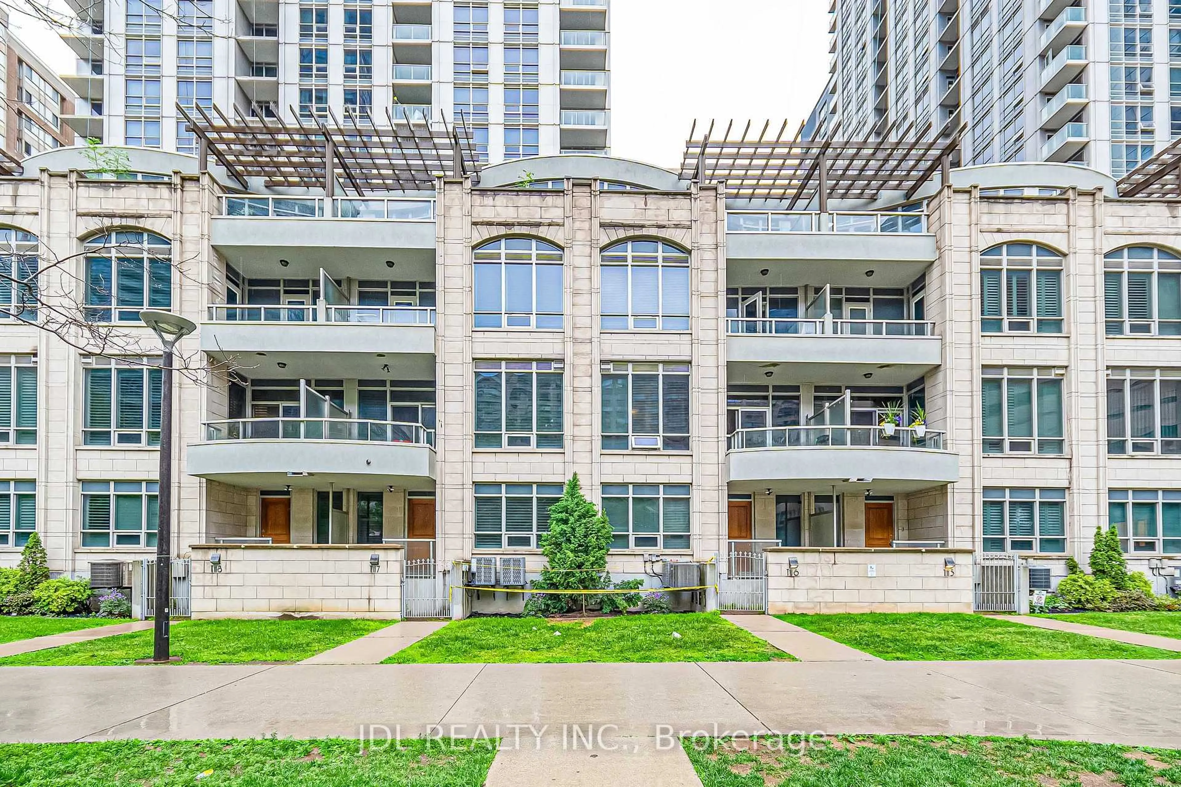 Unknown for 761 Bay St #TH07, Toronto Ontario M5G 2R2