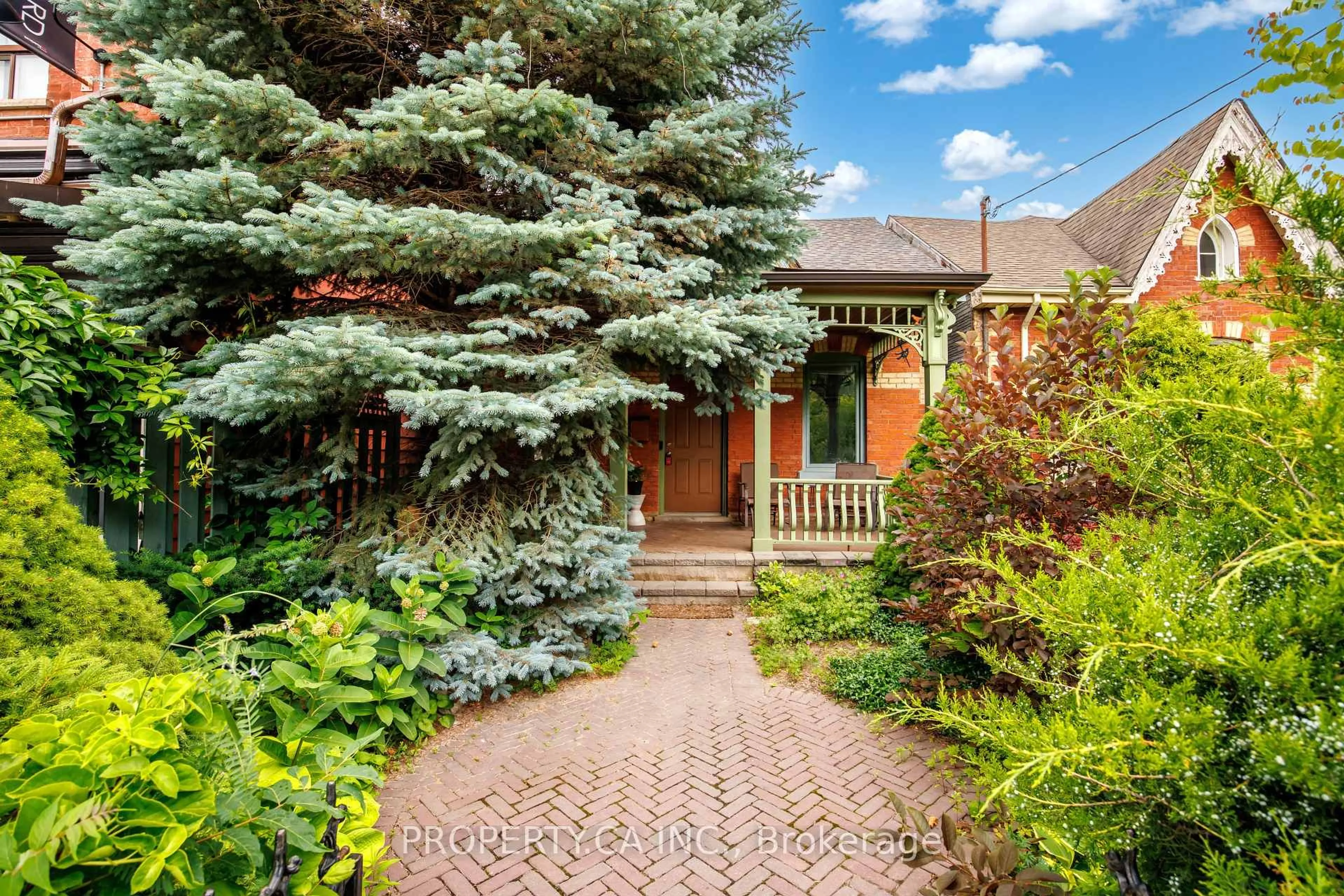 Home with brick exterior material, street for 233 Clinton St, Toronto Ontario M6G 2Y4