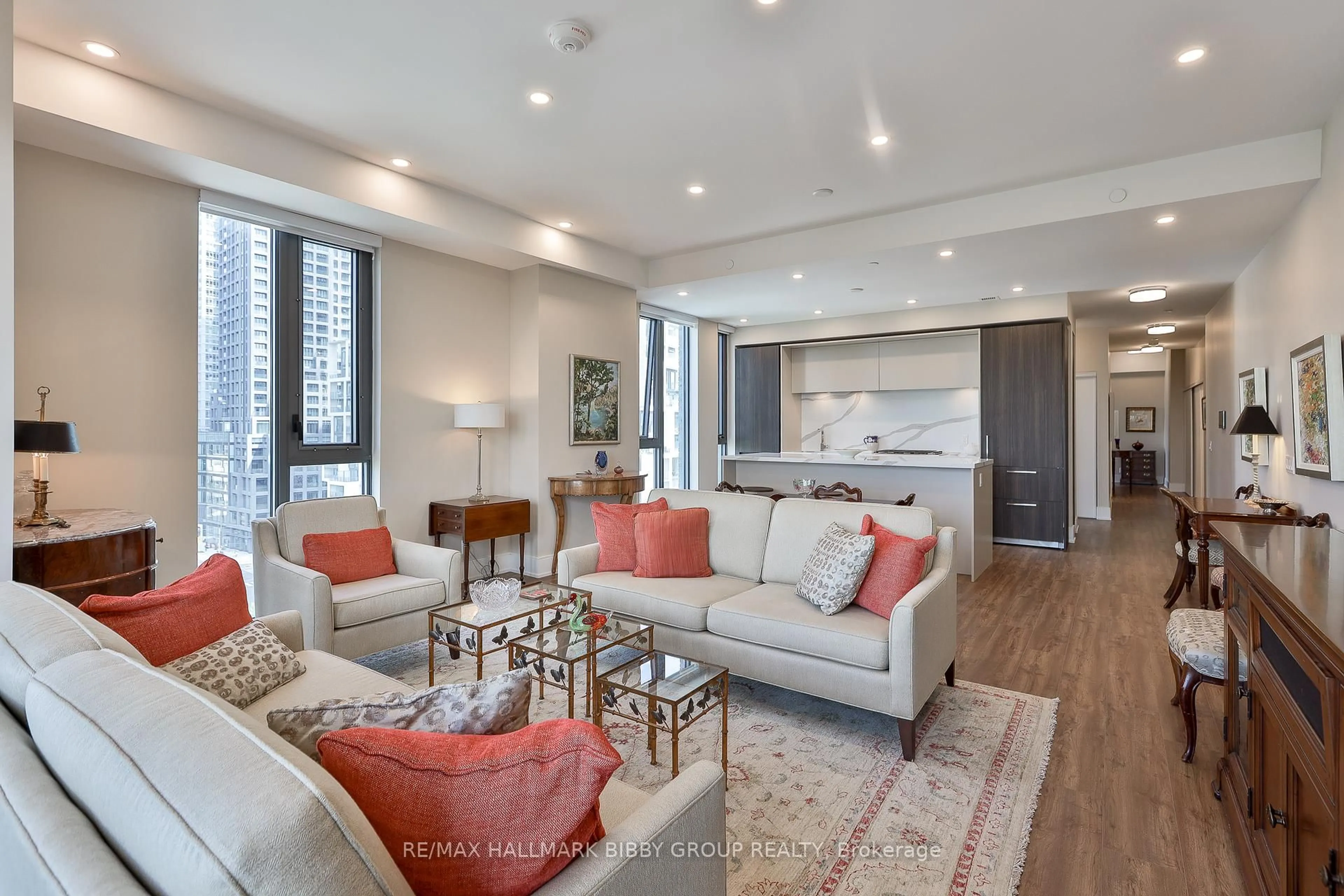 Living room with furniture, unknown for 1 Hillsdale Ave #902, Toronto Ontario M4S 0E5