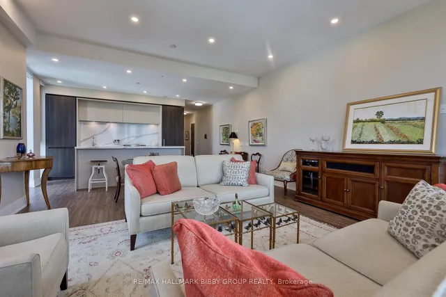 1 Hillsdale Ave #902, Toronto 4