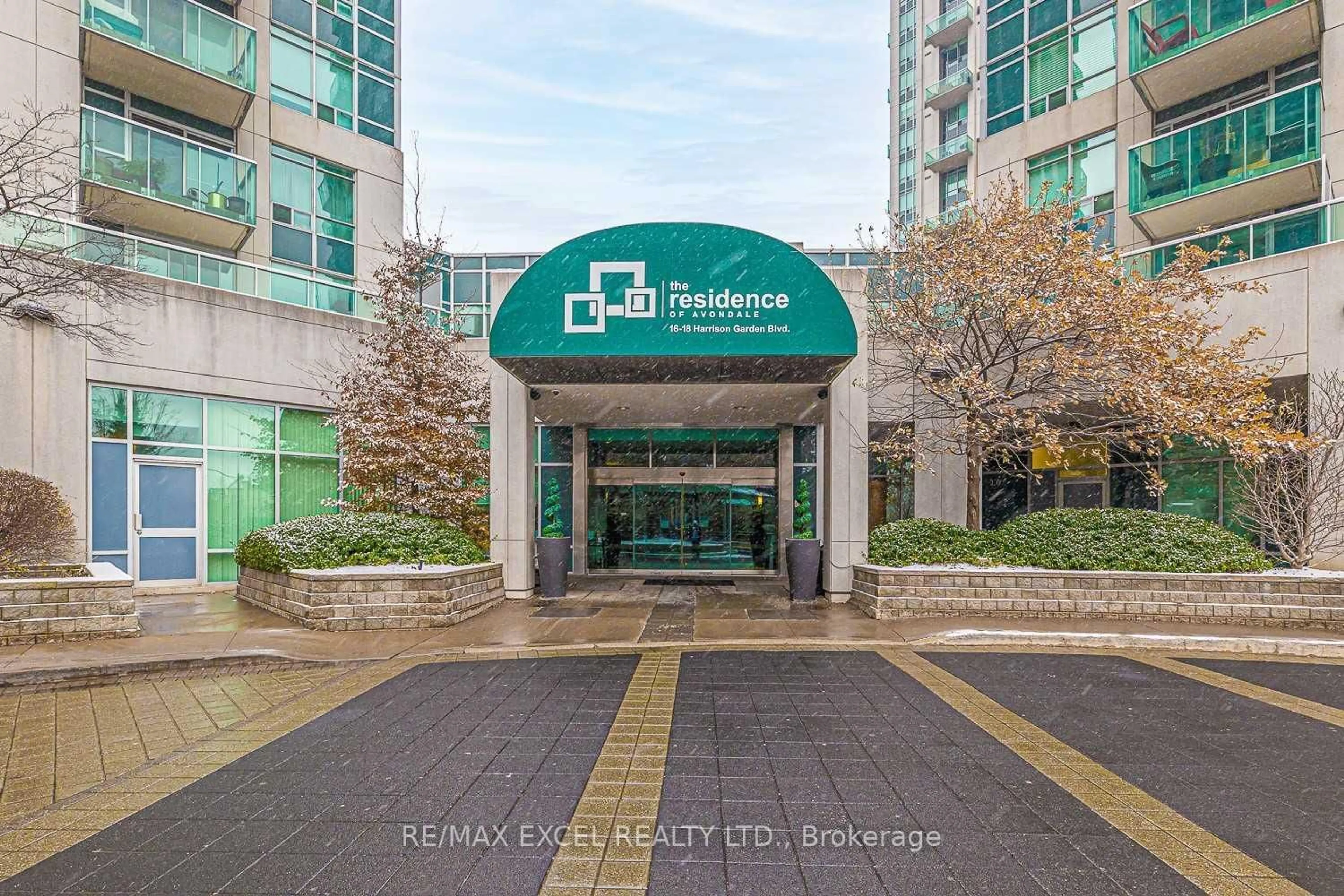 Indoor foyer for 18 Harrison Garden Blvd #1409, Toronto Ontario M2N 7J7