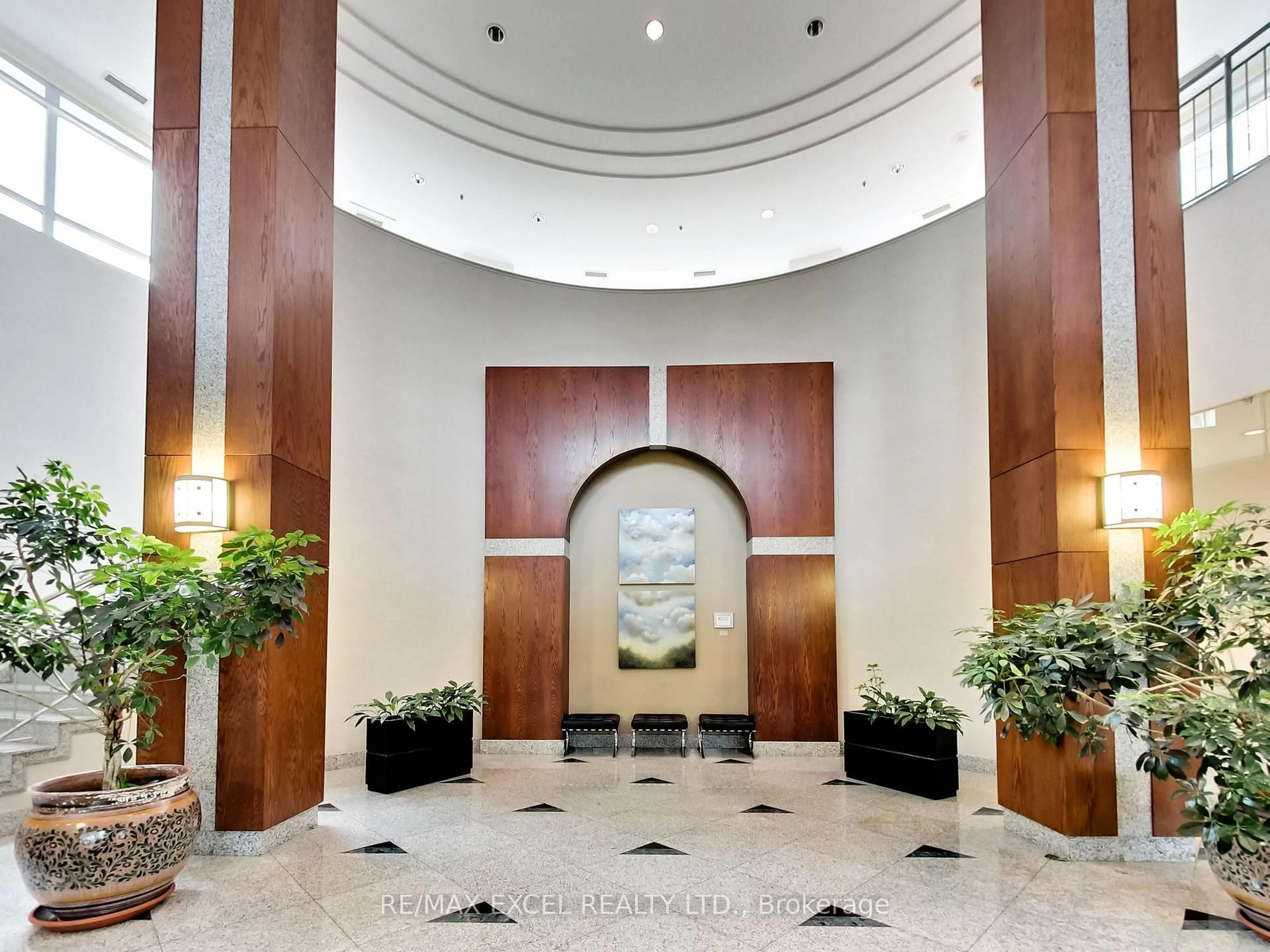 Lobby for 18 Harrison Garden Blvd #1409, Toronto Ontario M2N 7J7