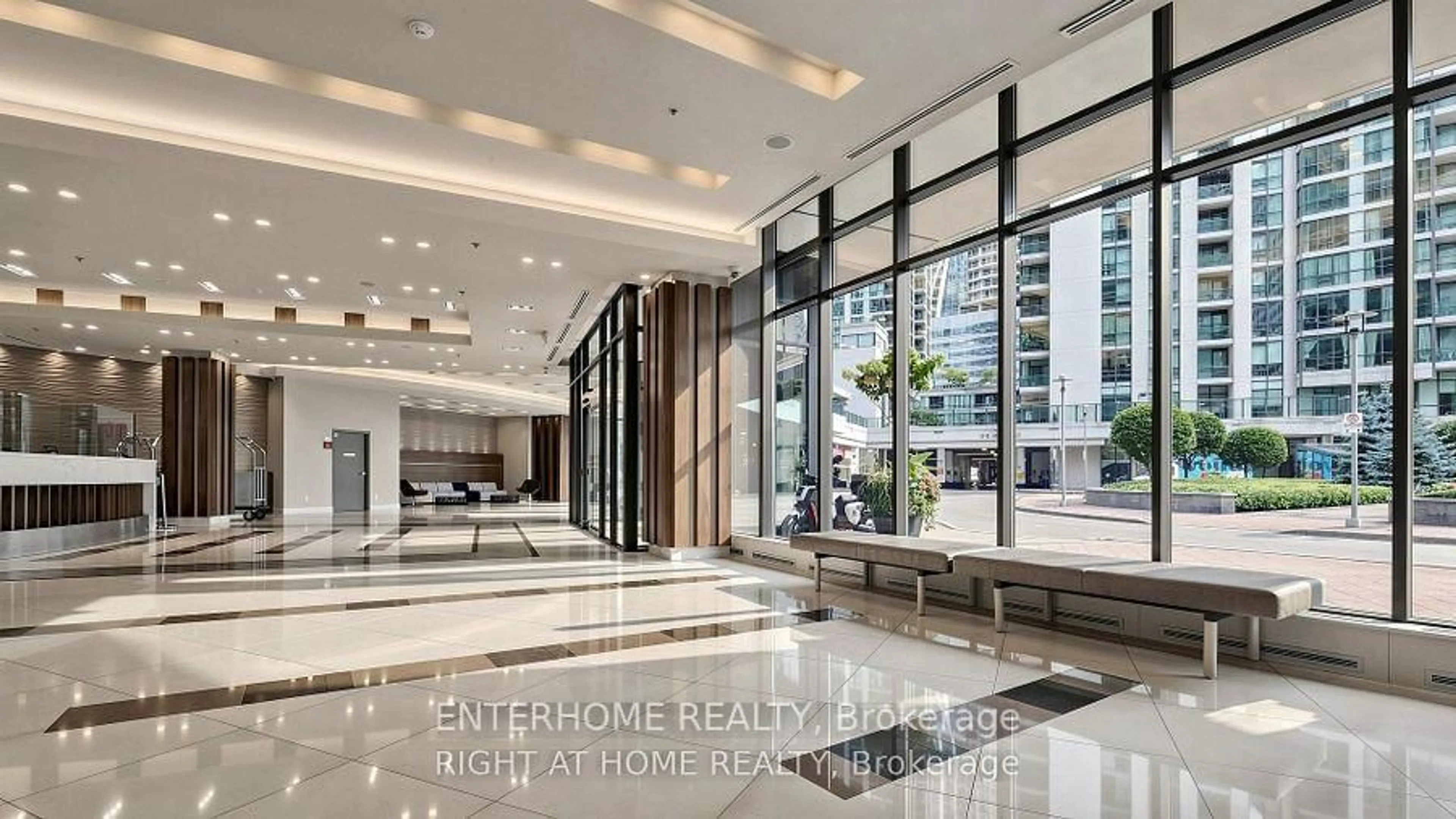 Indoor foyer for 18 Harbour St #2906, Toronto Ontario M5J 2Z6