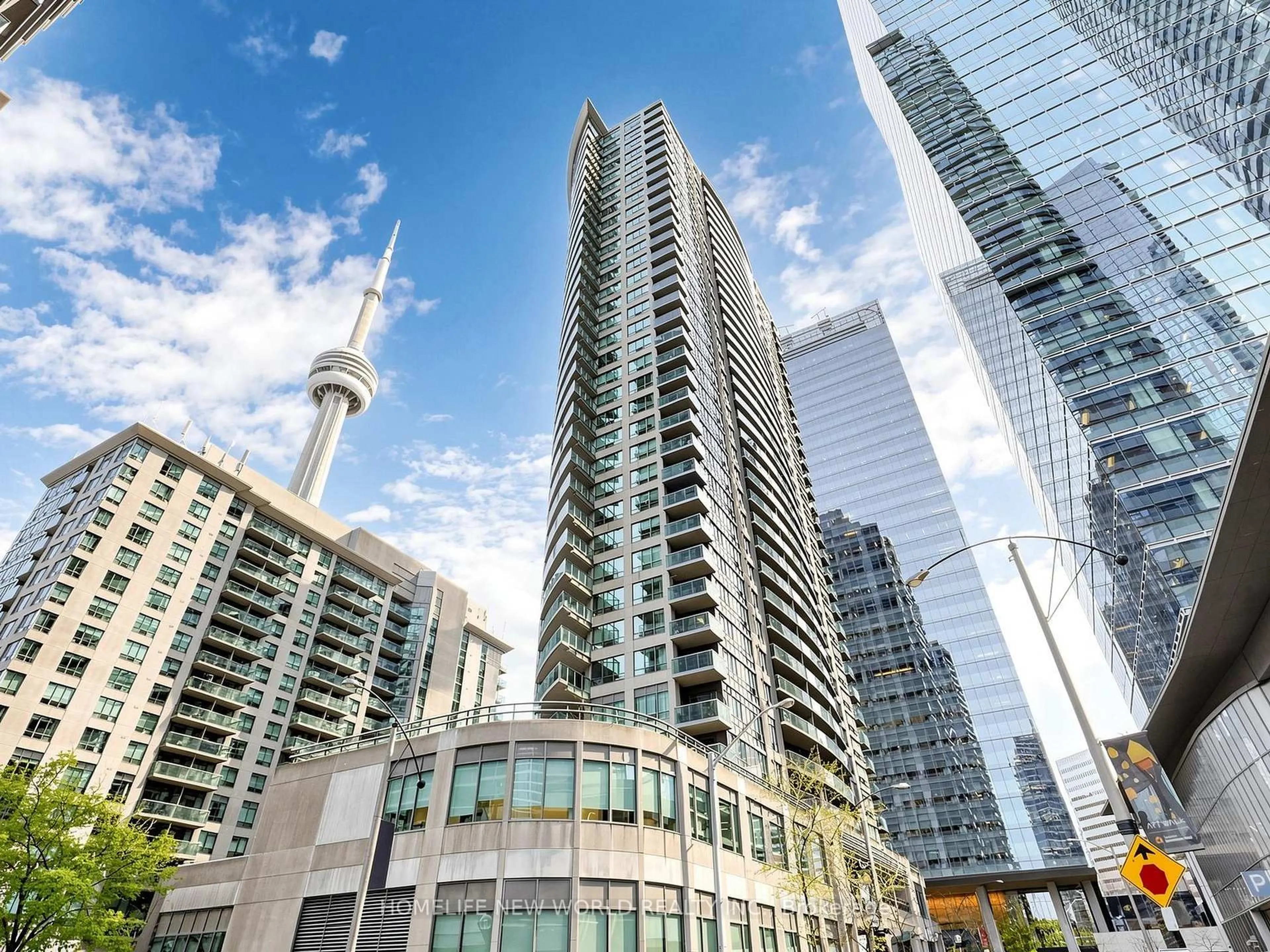 Unknown for 30 Grand Trunk Cres #1911, Toronto Ontario M5J 3A4
