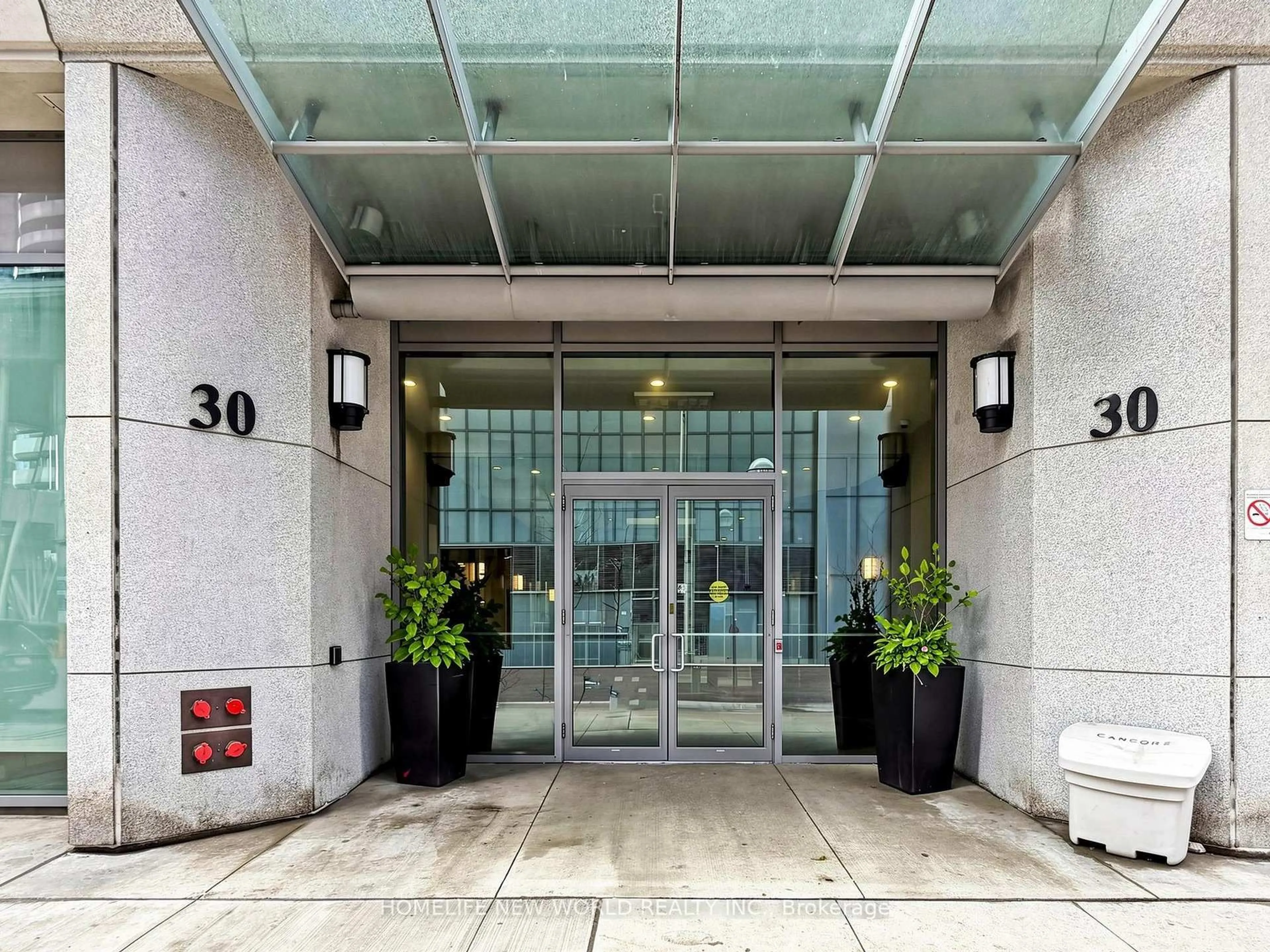 Indoor foyer for 30 Grand Trunk Cres #1911, Toronto Ontario M5J 3A4
