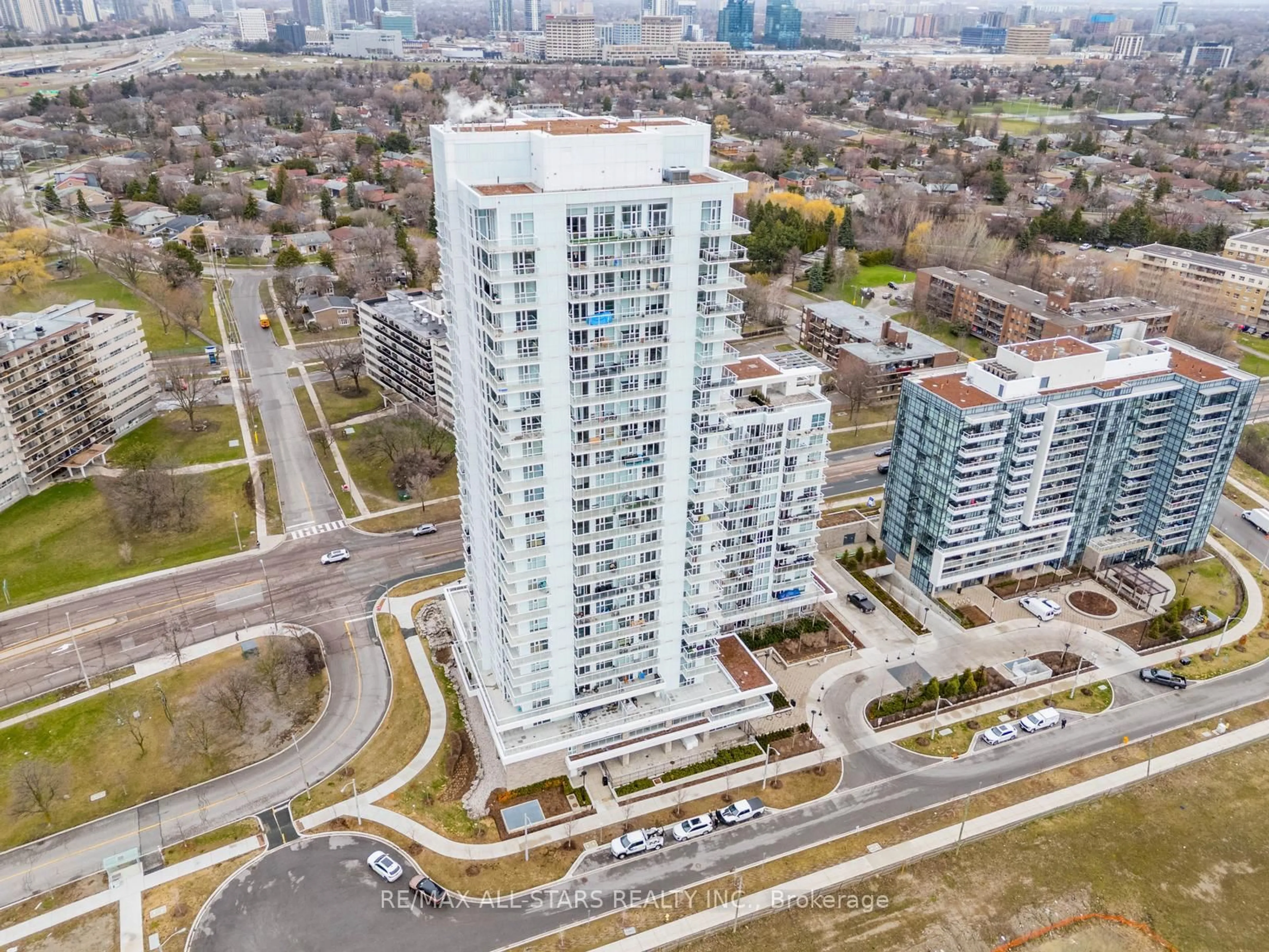 A pic from outside/outdoor area/front of a property/back of a property/a pic from drone, city buildings view from balcony for 10 Deerlick Crt #605, Toronto Ontario M3A 0A7