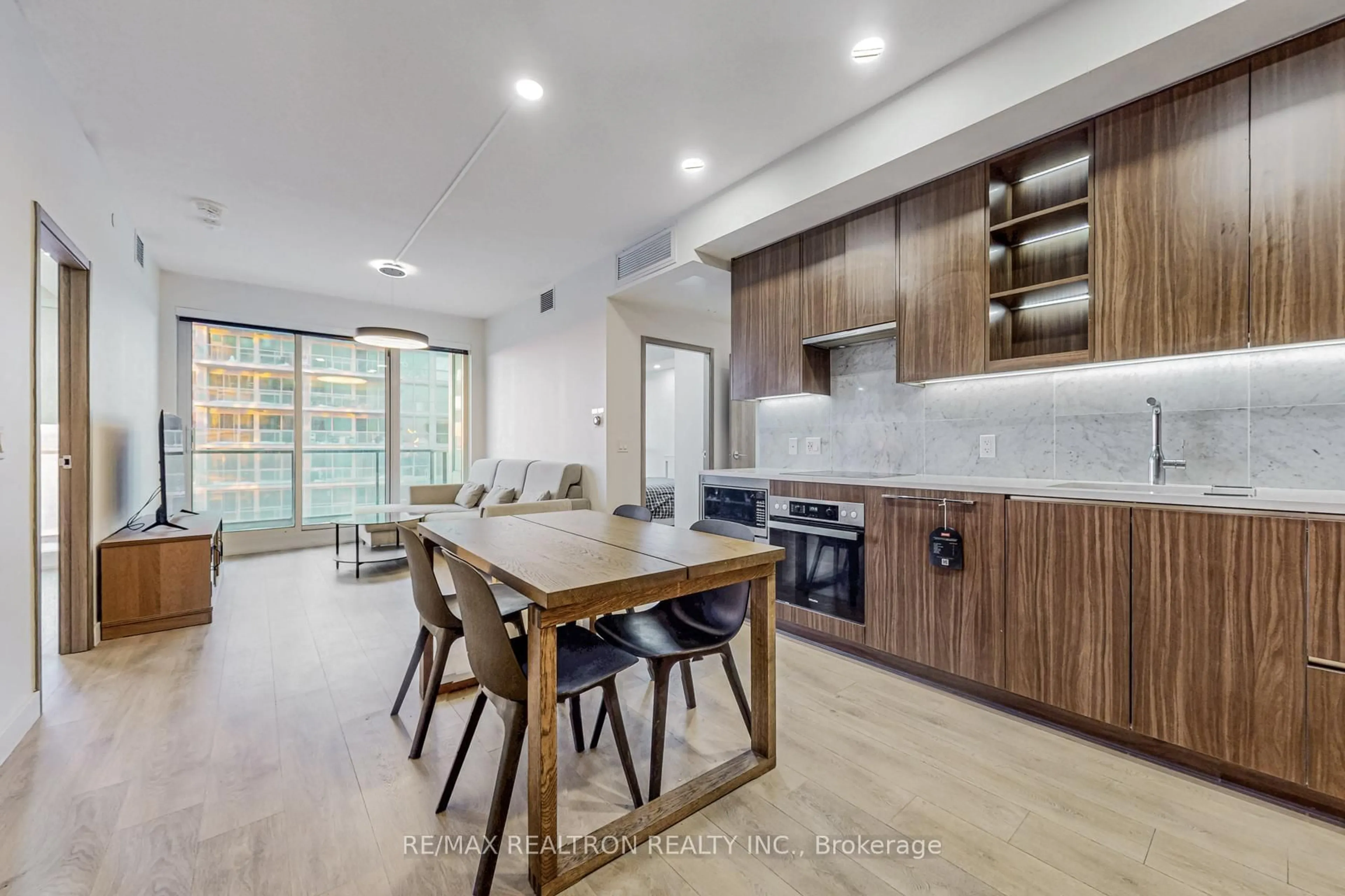 Open concept kitchen, unknown for 85 Mcmahon Dr #3106, Toronto Ontario M2K 0H1