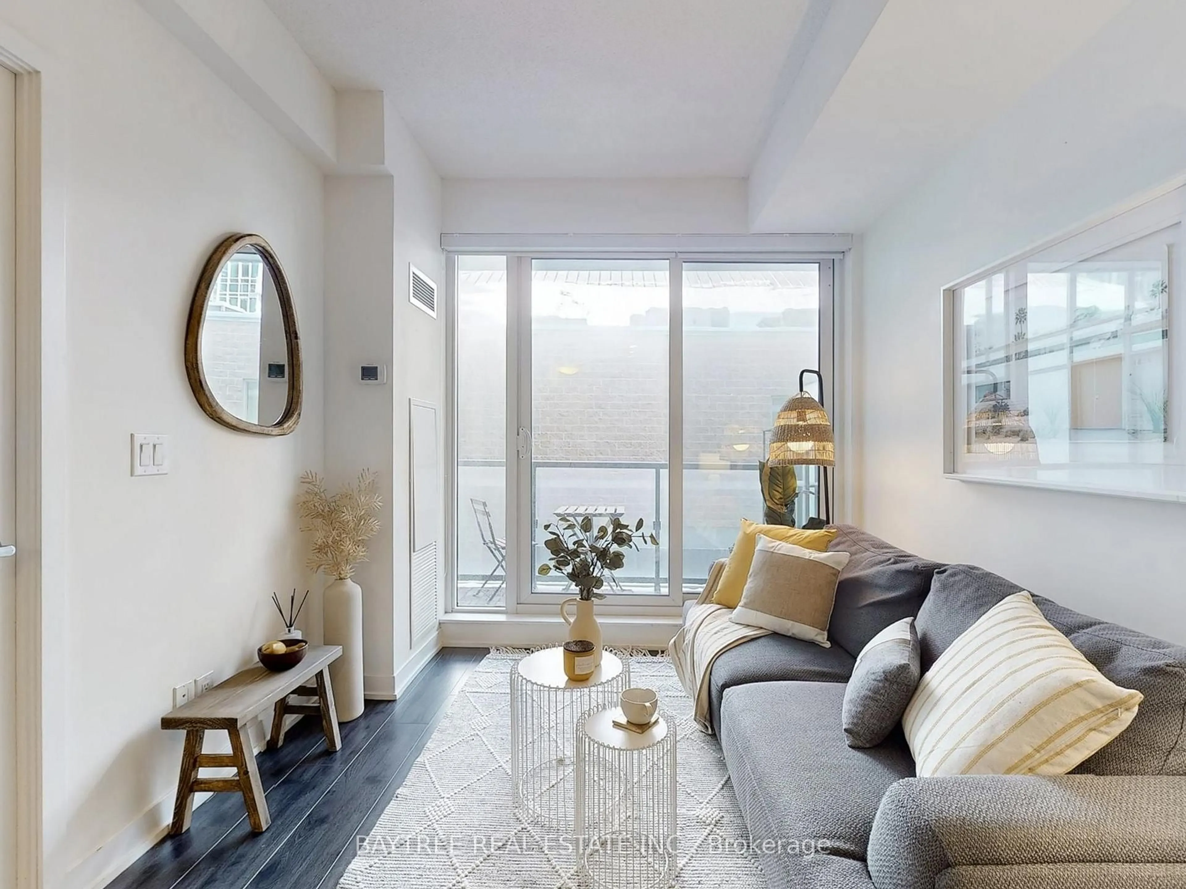 Living room with furniture, unknown for 18 Rean Dr #224, Toronto Ontario M2K 1H3