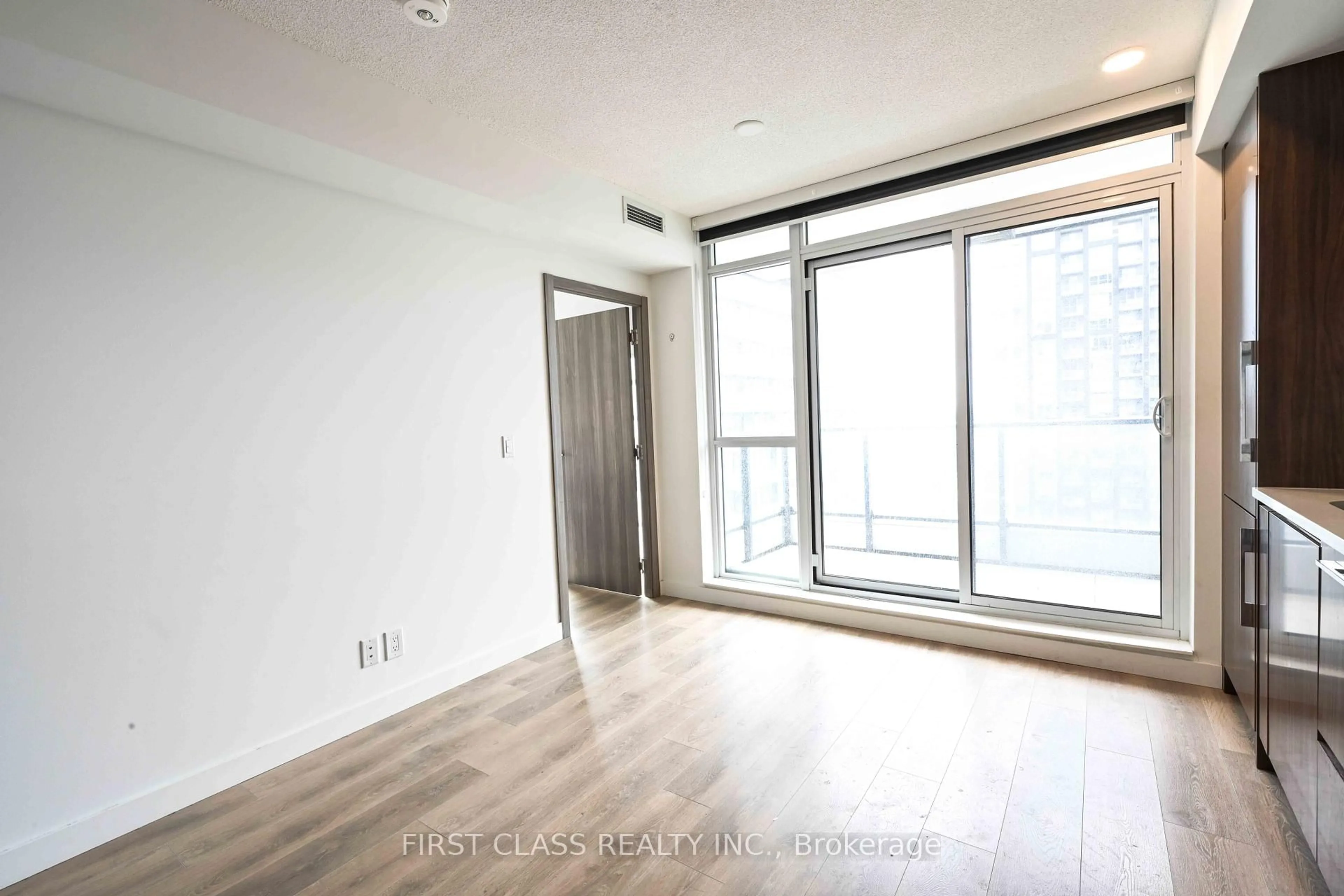 A pic of a room for 38 Widmer St #3907, Toronto Ontario M5V 0P7
