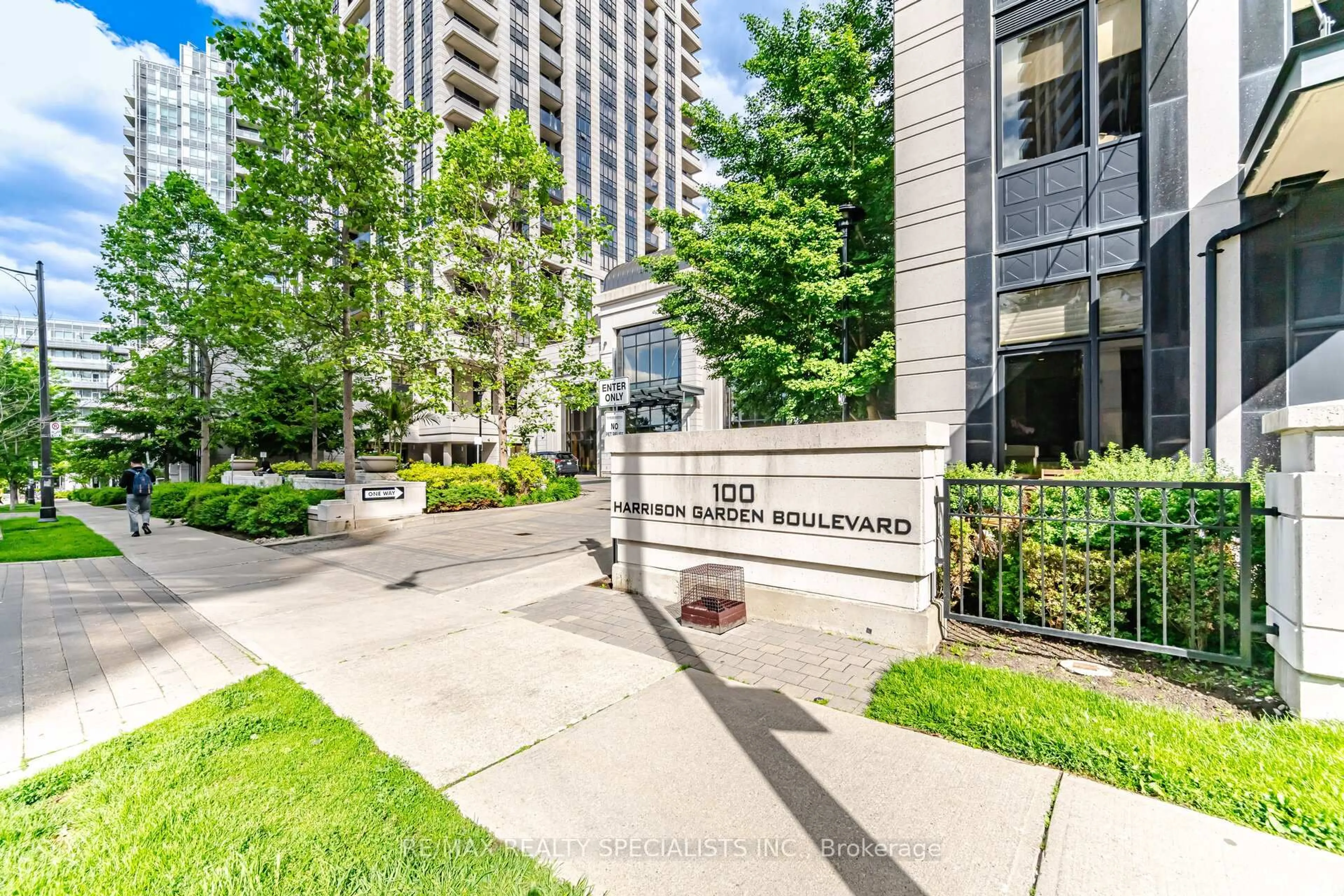 Unknown for 100 Harrison Garden Blvd #714, Toronto Ontario M2N 0C2