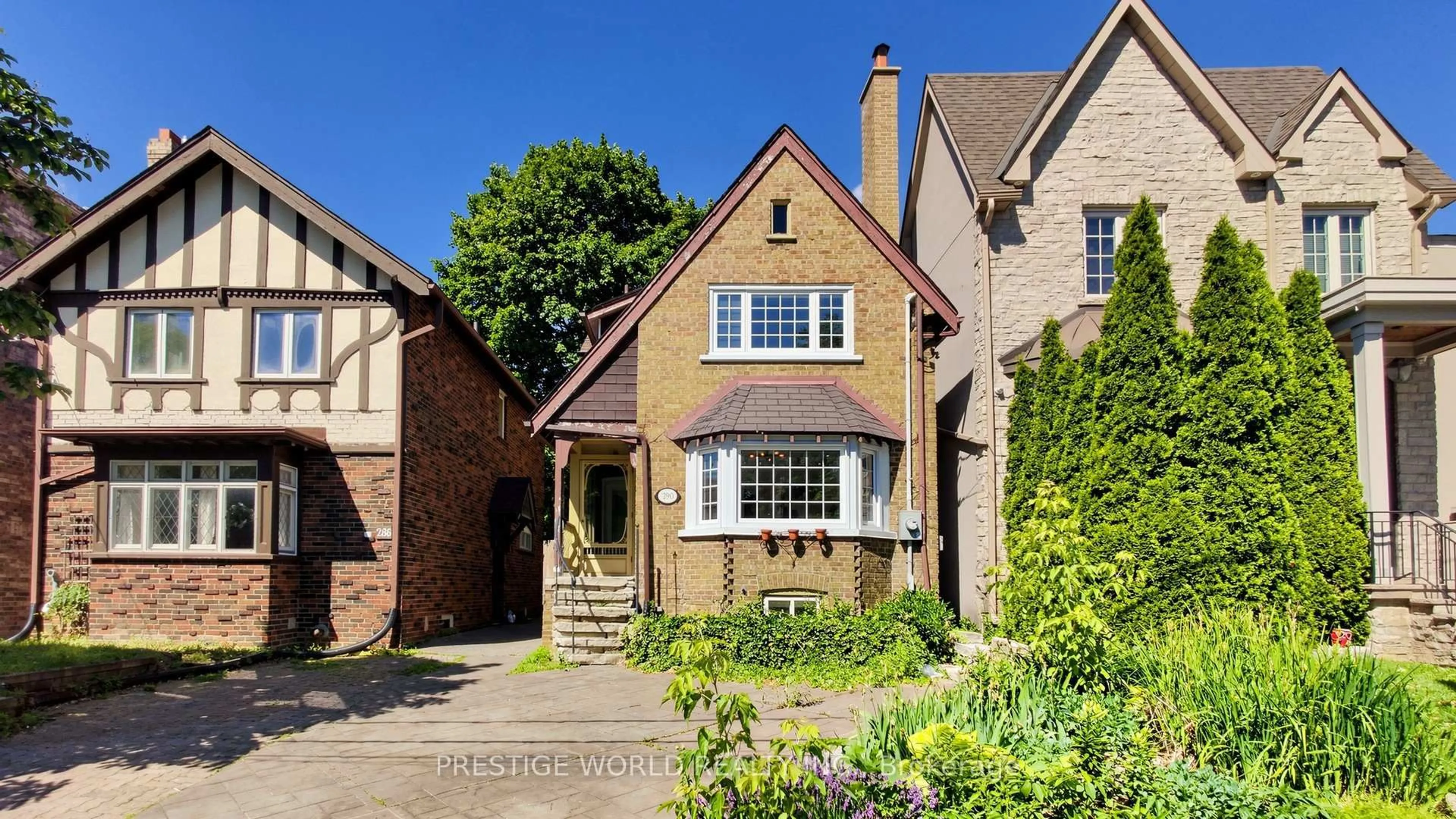 Home with brick exterior material, street for 290 Jedburgh Rd, Toronto Ontario M5M 3K6