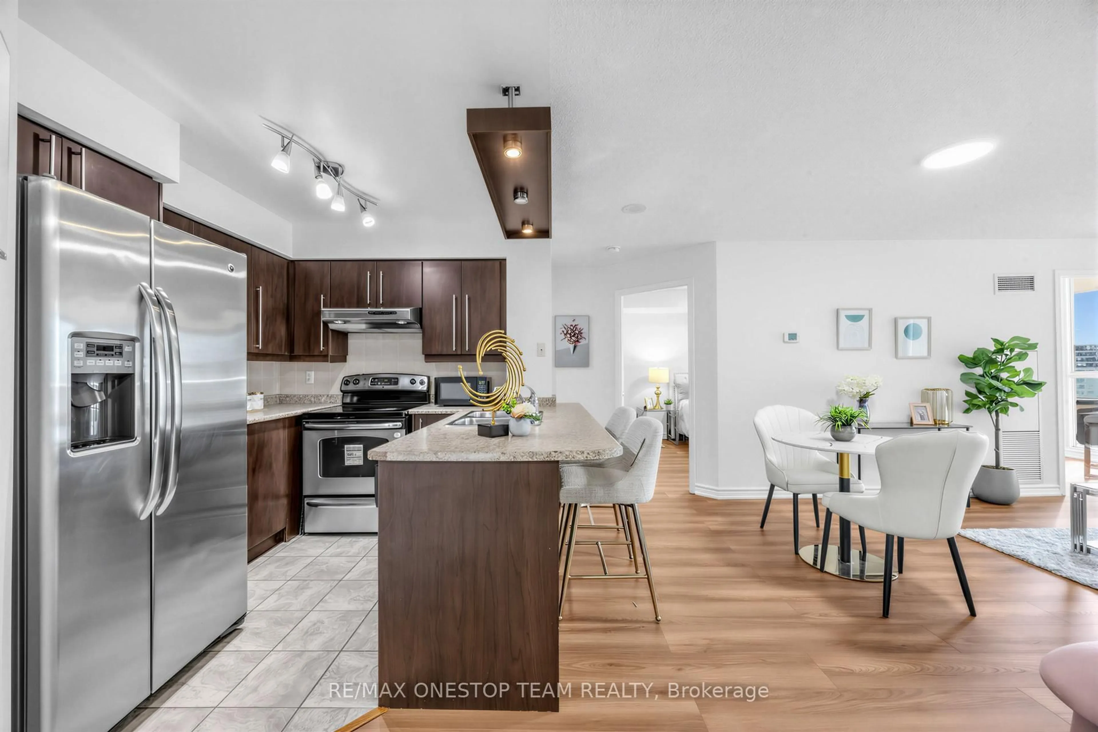 Open concept kitchen, unknown for 18 Spring Garden Ave #2301, Toronto Ontario M2N 3G2
