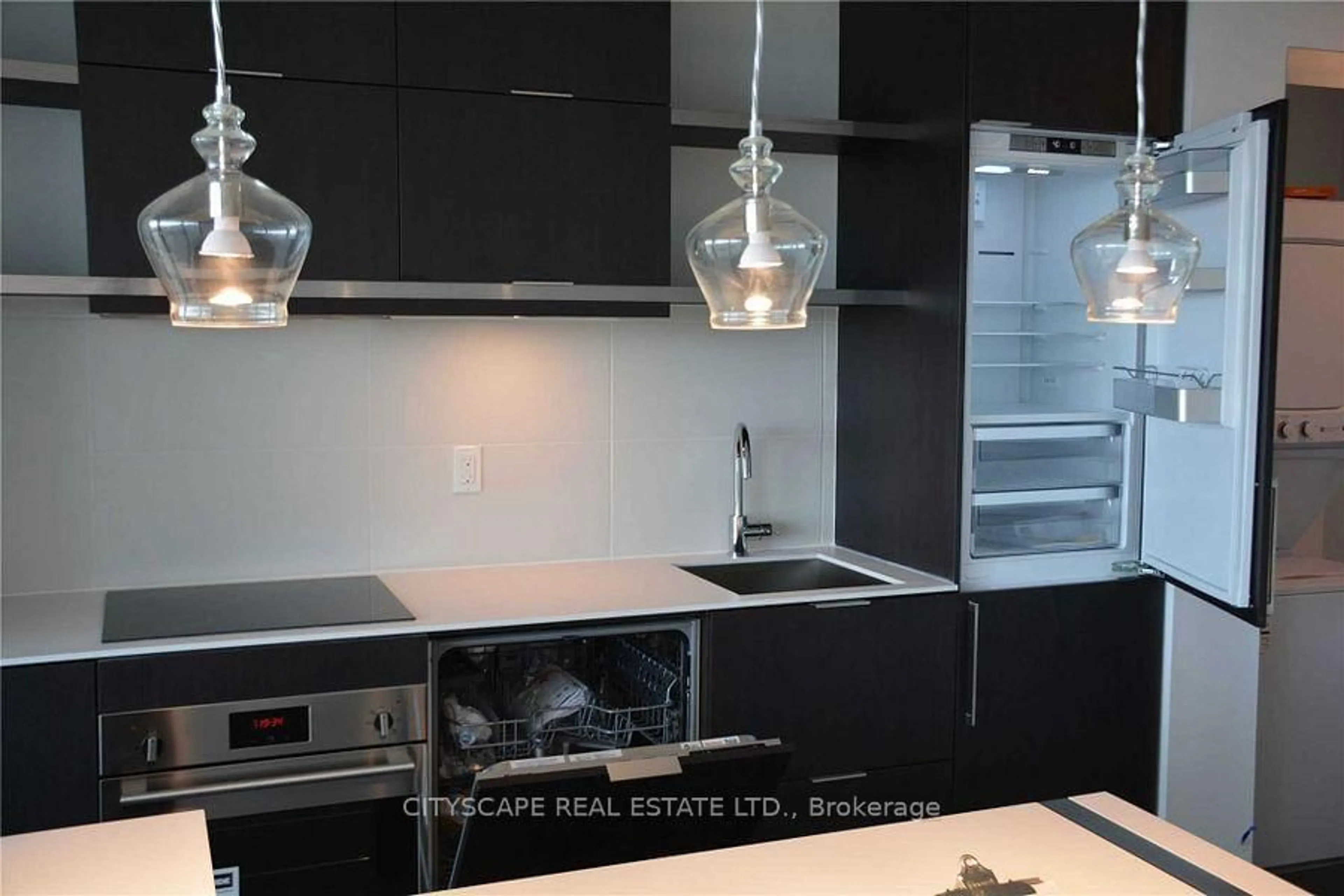 Contemporary kitchen, unknown for 197 Yonge St #4810, Toronto Ontario M5B 1M4