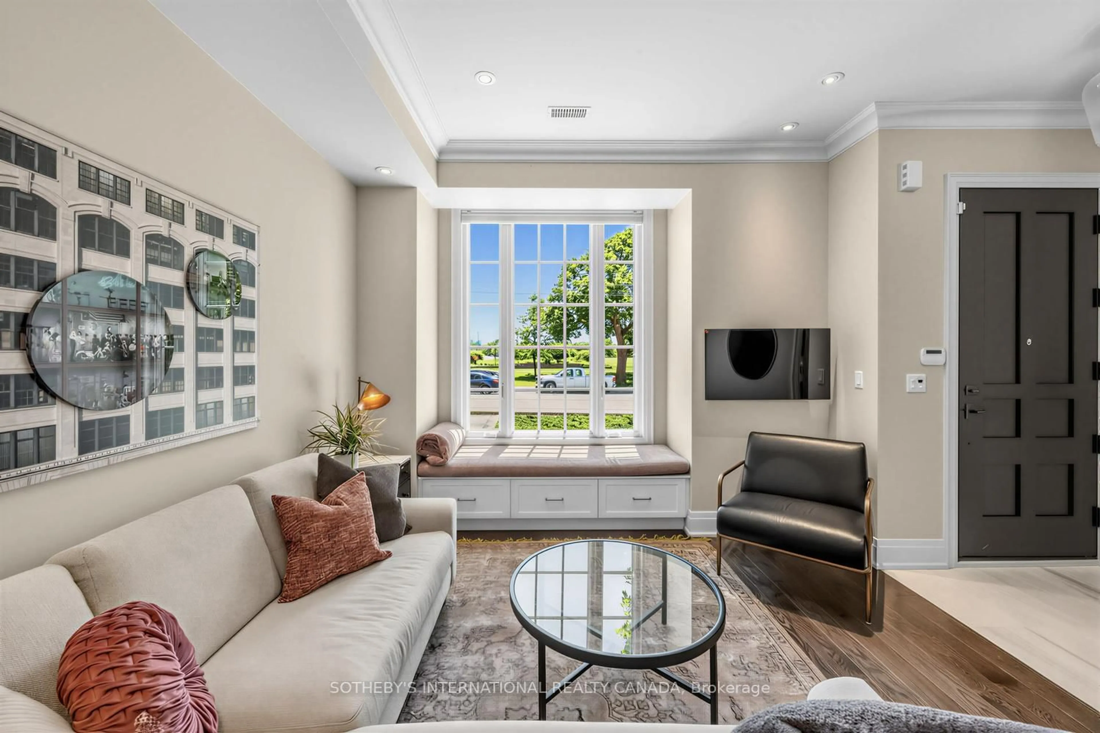 Living room with furniture, unknown for 288 St Clair Ave #TH2, Toronto Ontario M4V 1S3
