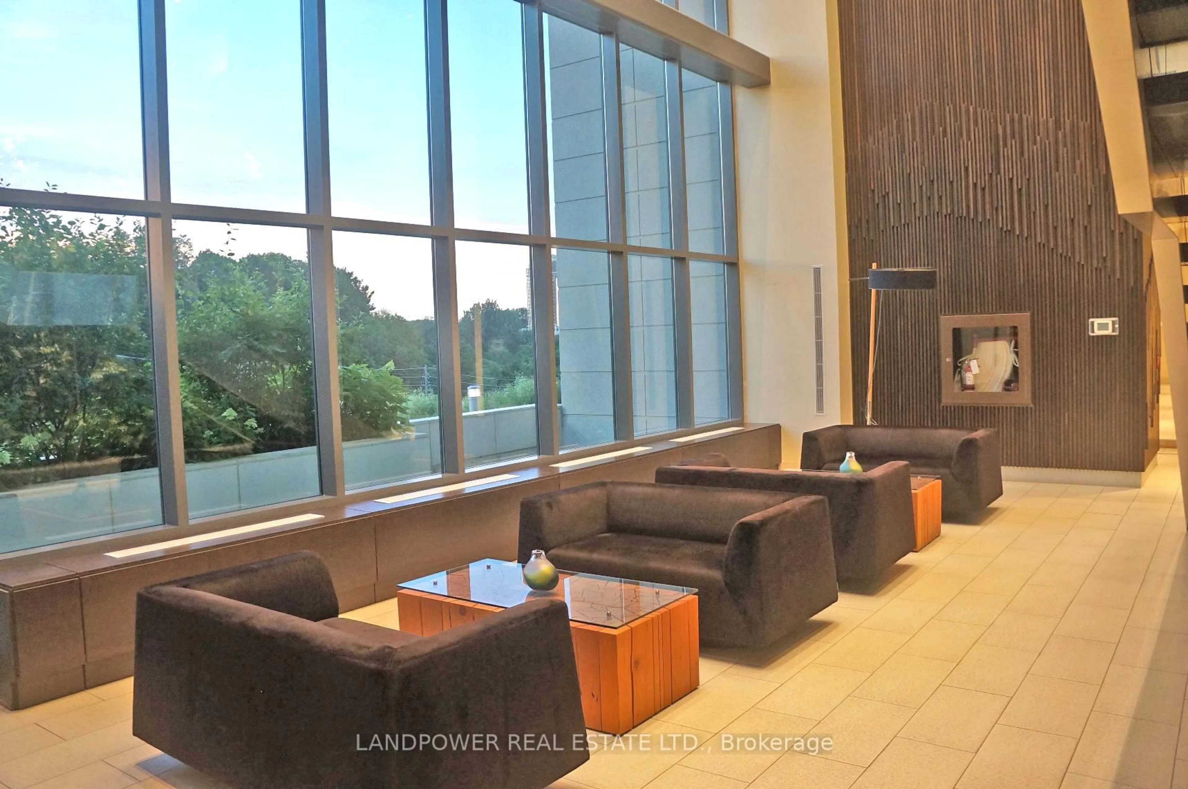 Lobby for 35 Brian Peck Cres #916, Toronto Ontario M4G 0A5