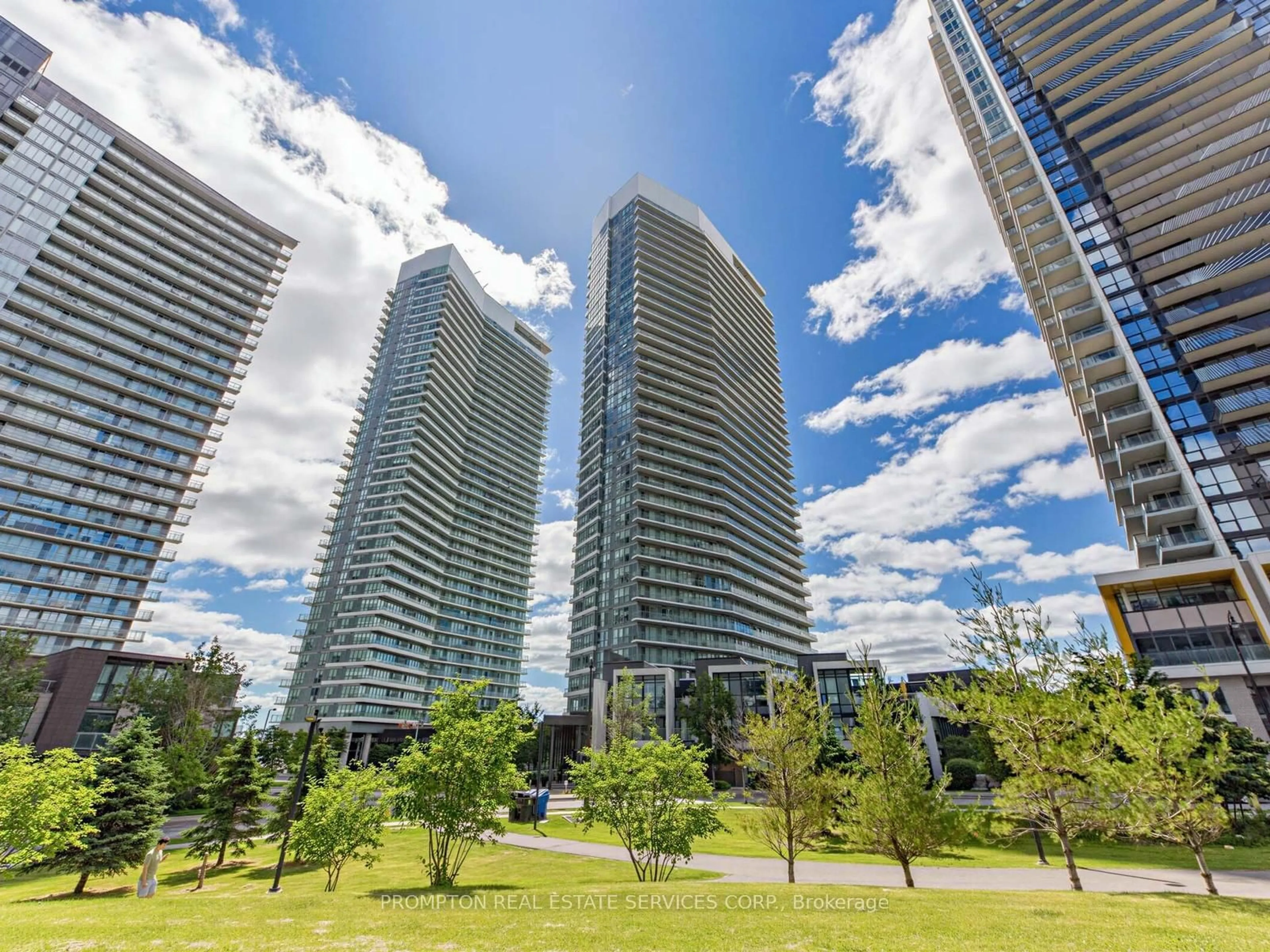 A pic from outside/outdoor area/front of a property/back of a property/a pic from drone, city buildings view from balcony for 115 McMahon Dr #1710, Toronto Ontario M2K 0E3