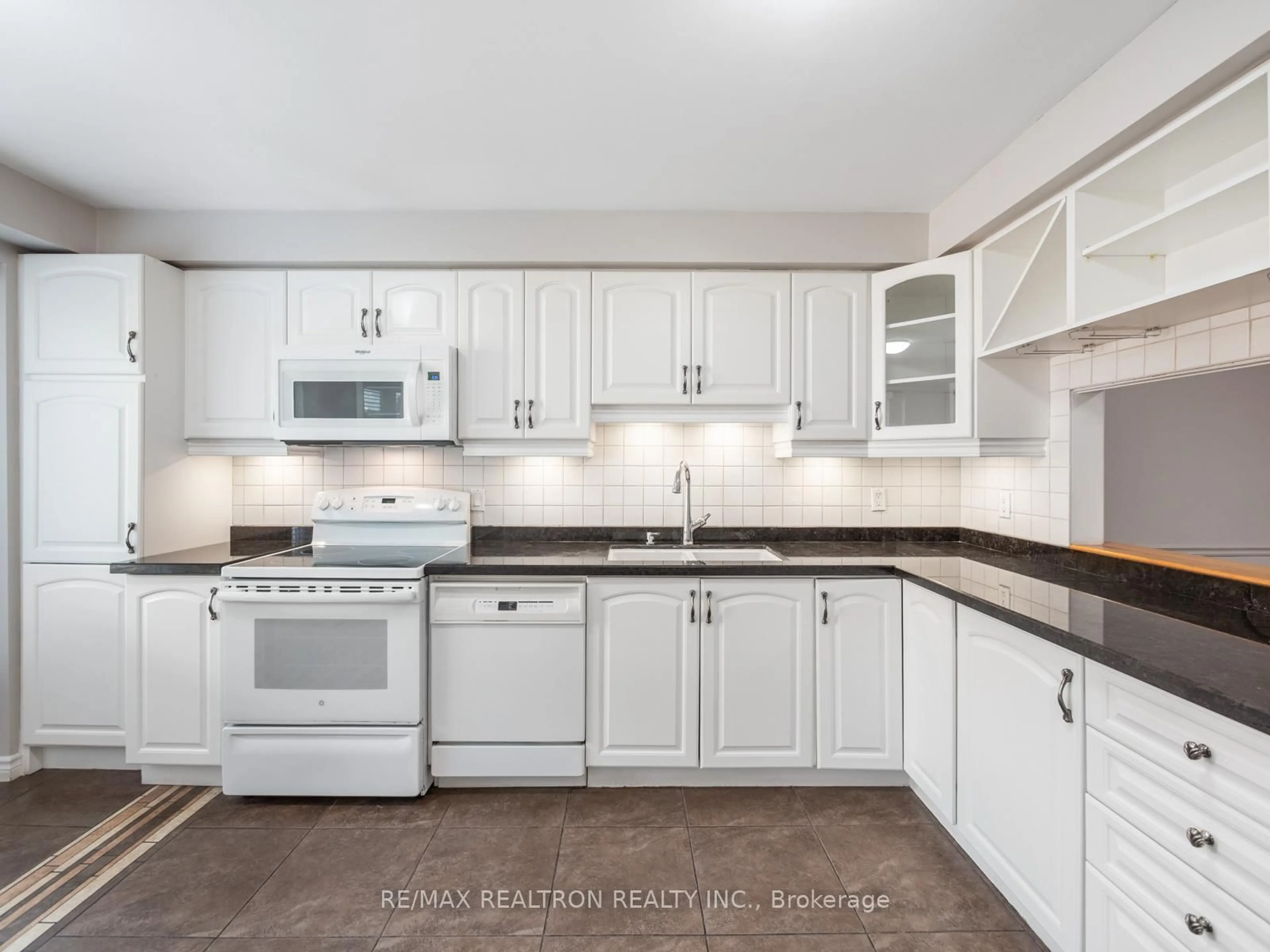 Standard kitchen, unknown for 43 Wild Gingerway Rd, Toronto Ontario M3H 5W9