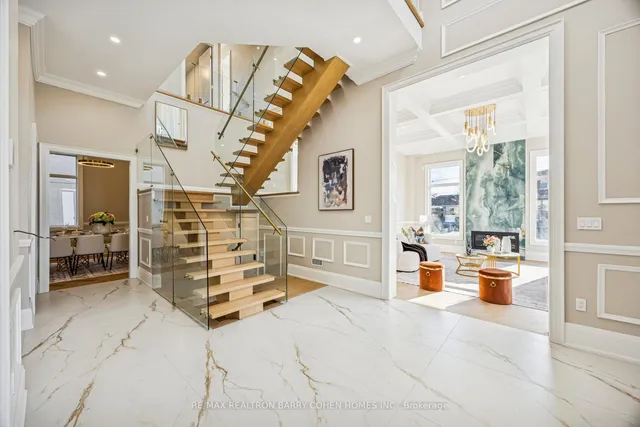 1 Lynnhaven Rd, Toronto 5