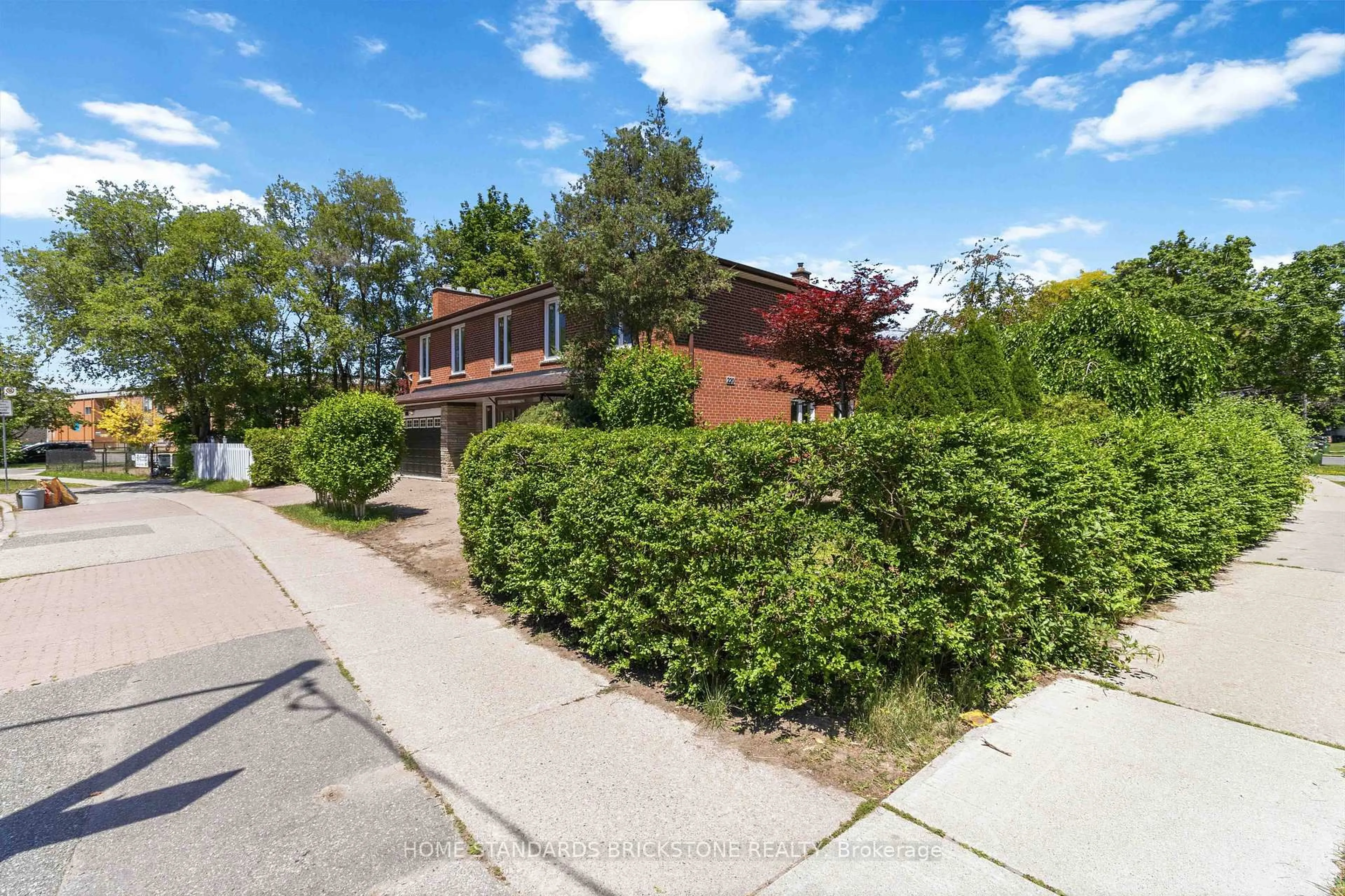Unknown for 220 Torresdale Ave, Toronto Ontario M2R 3E8