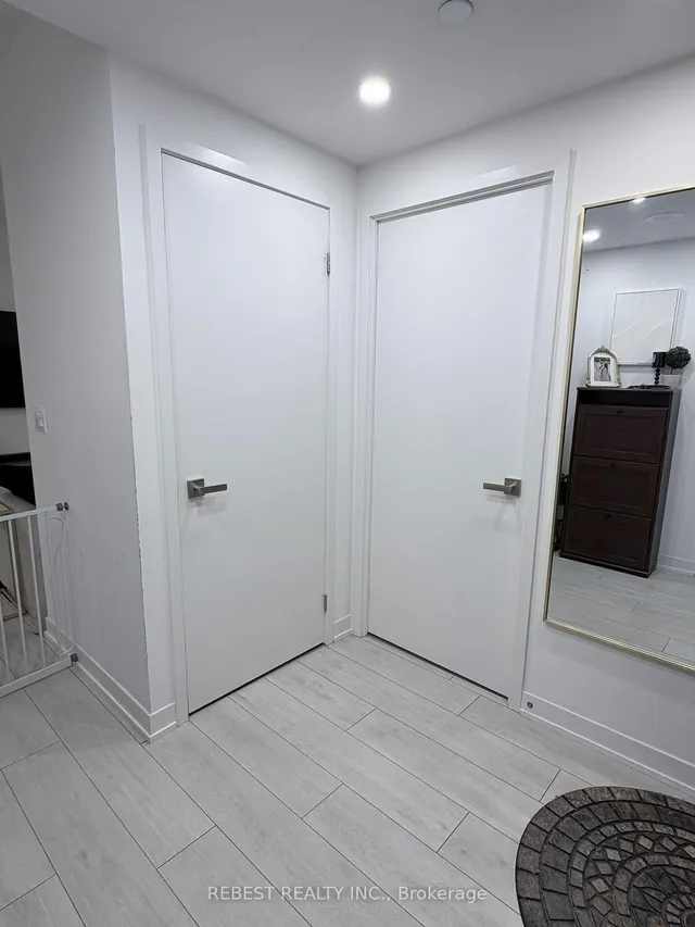 31 Tippett Rd #547, Toronto 4