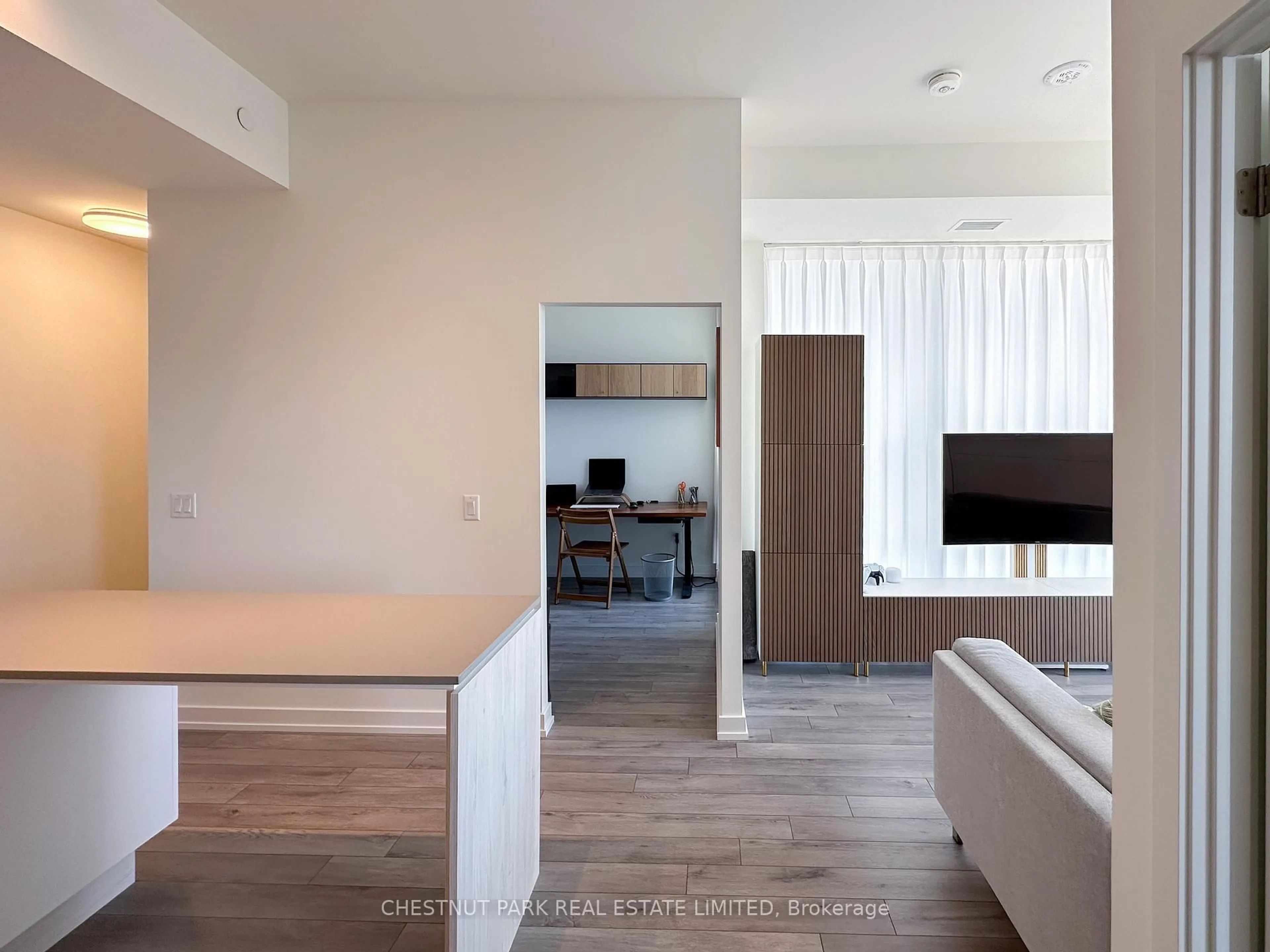 A pic of a room for 89 Church St #2906, Toronto Ontario M5C 2G3