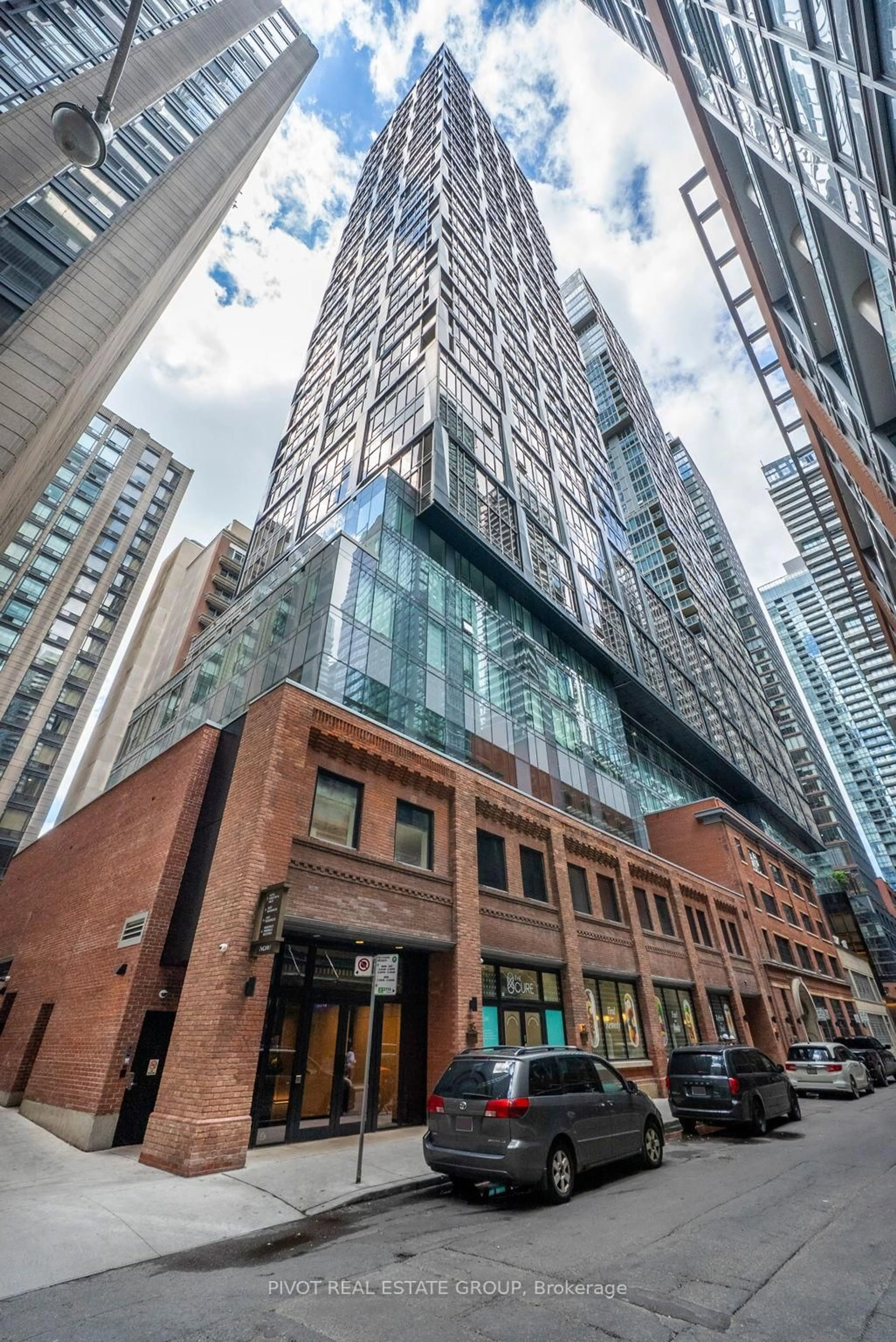 Indoor foyer for 35 Mercer St #1206, Toronto Ontario M5V 0T8