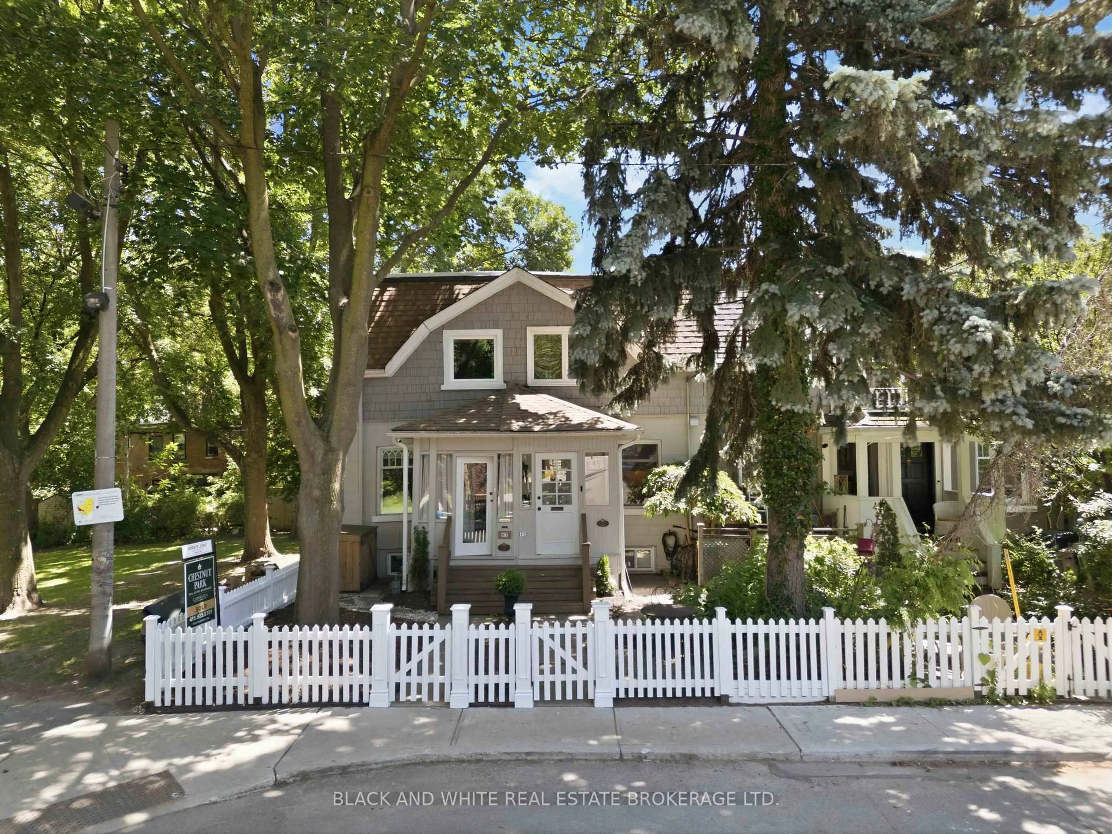 Unknown for 45 Geneva Ave, Toronto Ontario M5A 2J9