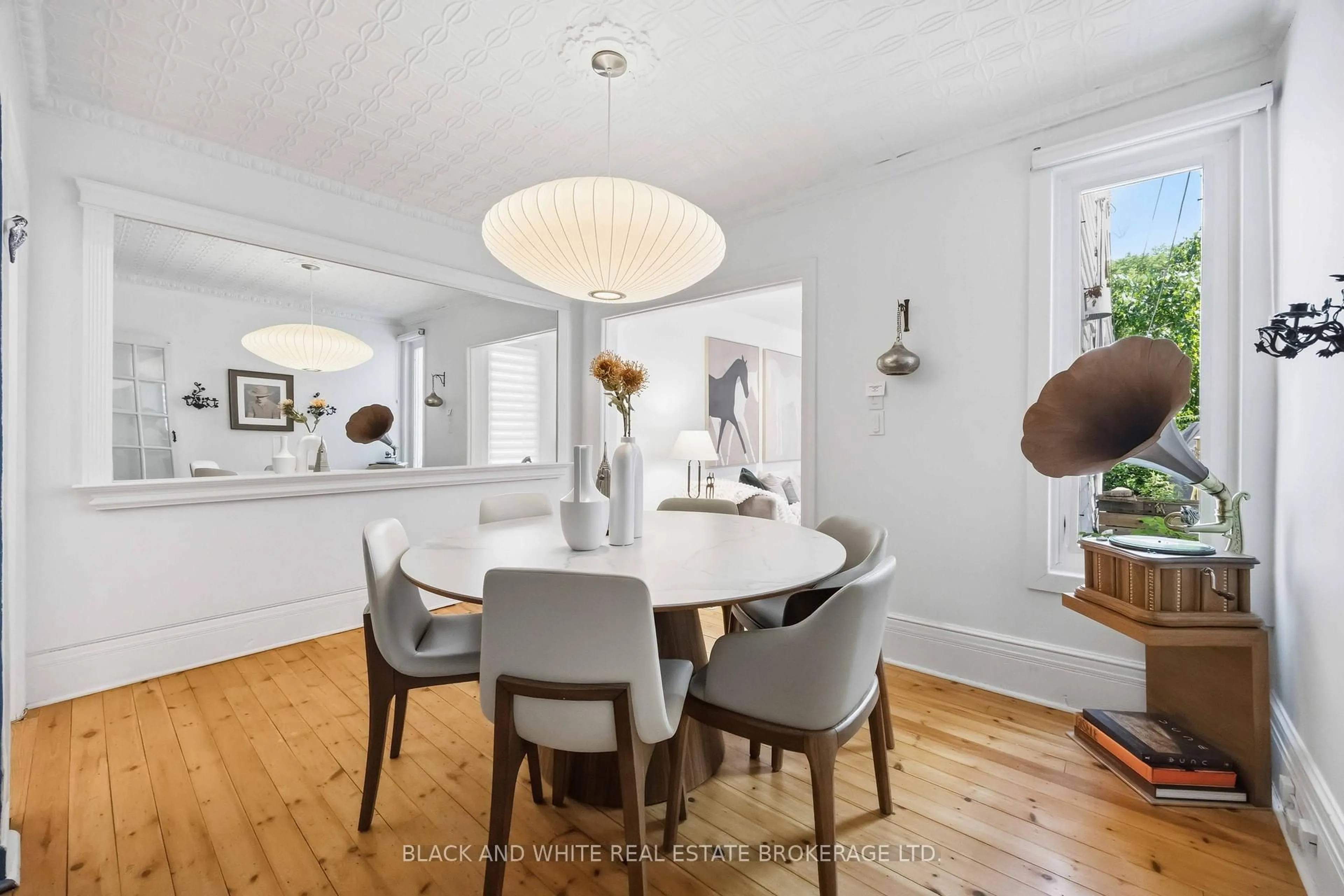 Dining room, unknown for 45 Geneva Ave, Toronto Ontario M5A 2J9
