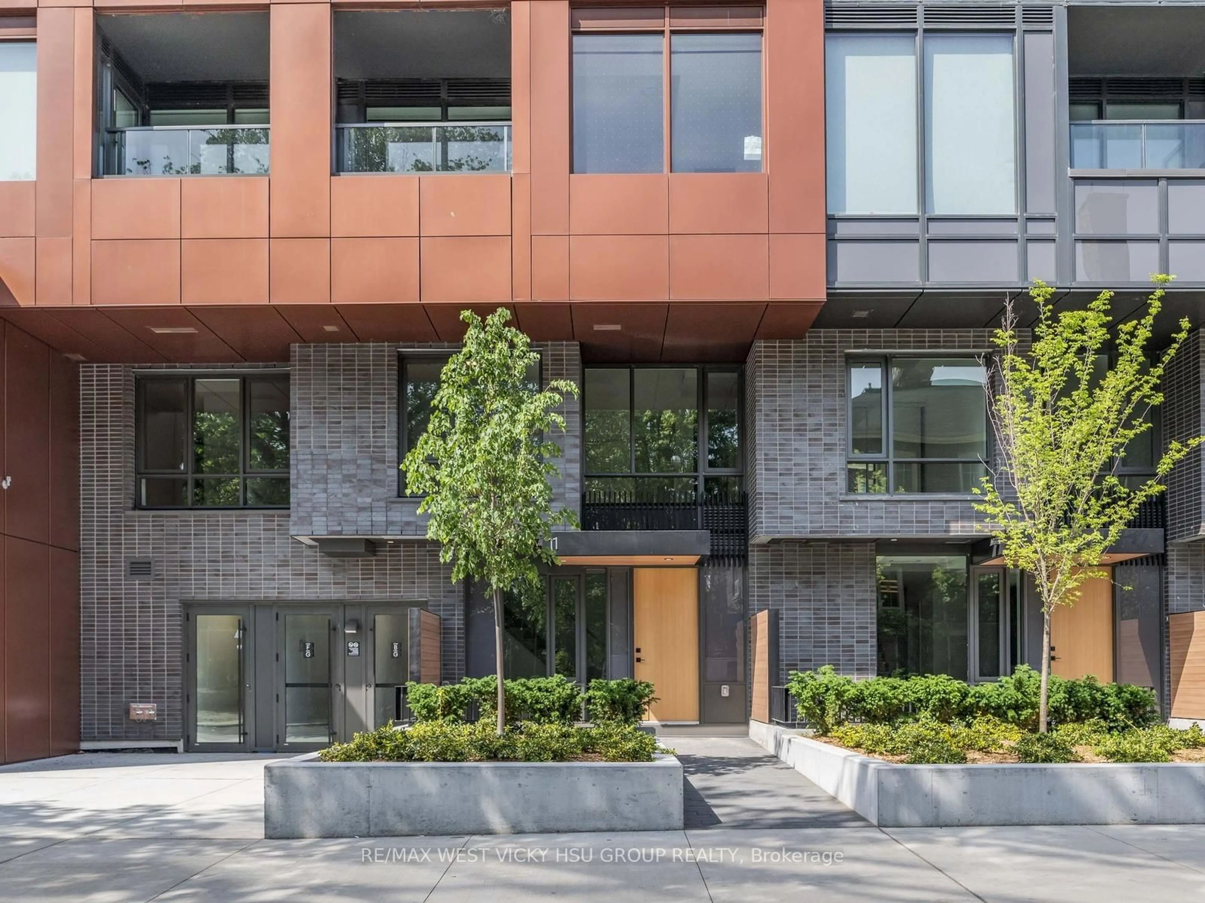 Home with brick exterior material, street for 28 Eastern Ave #TH105 #6, Toronto Ontario M5A 0Y2