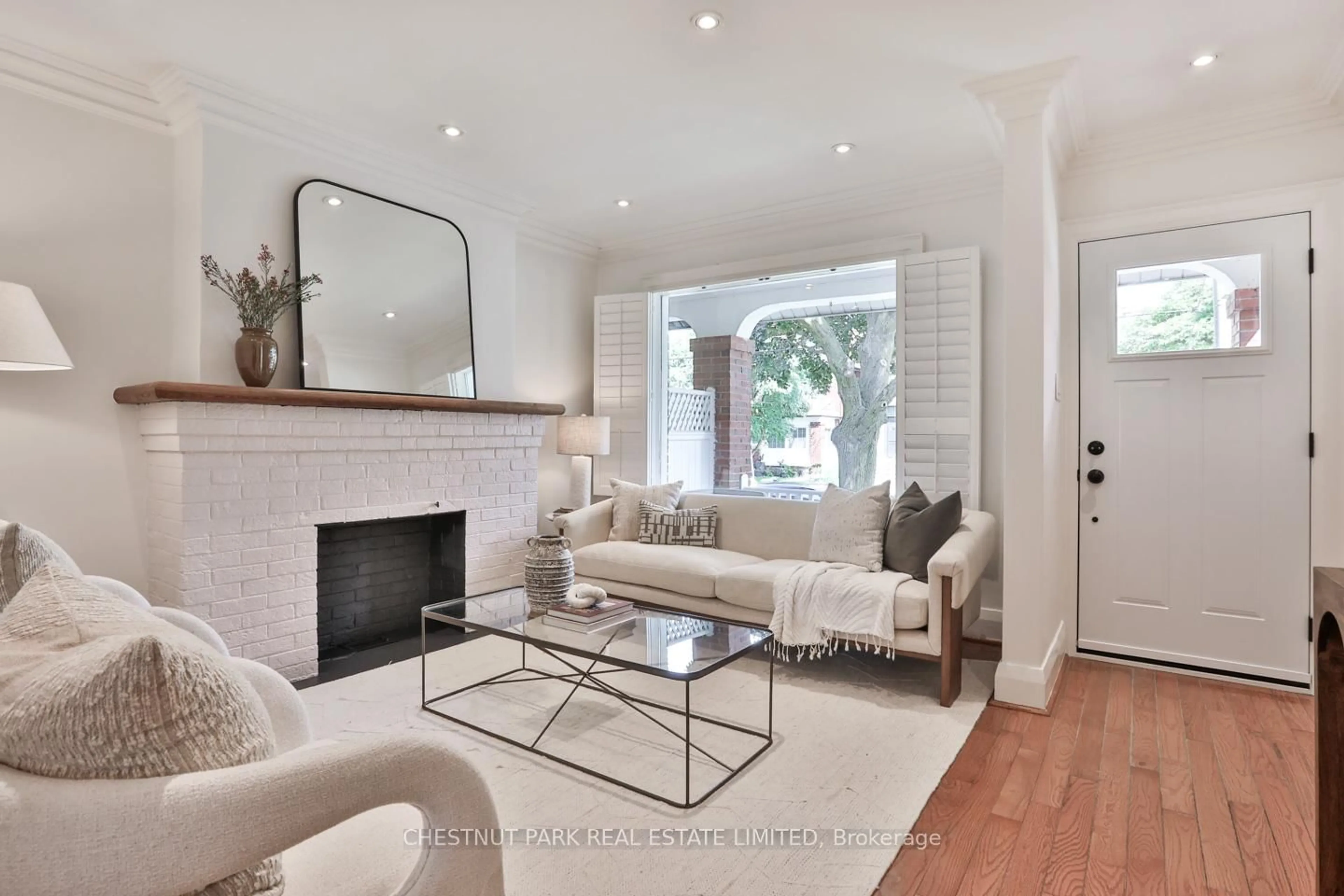 Living room with furniture, unknown for 227 Bowood Ave, Toronto Ontario M4N 1Y7