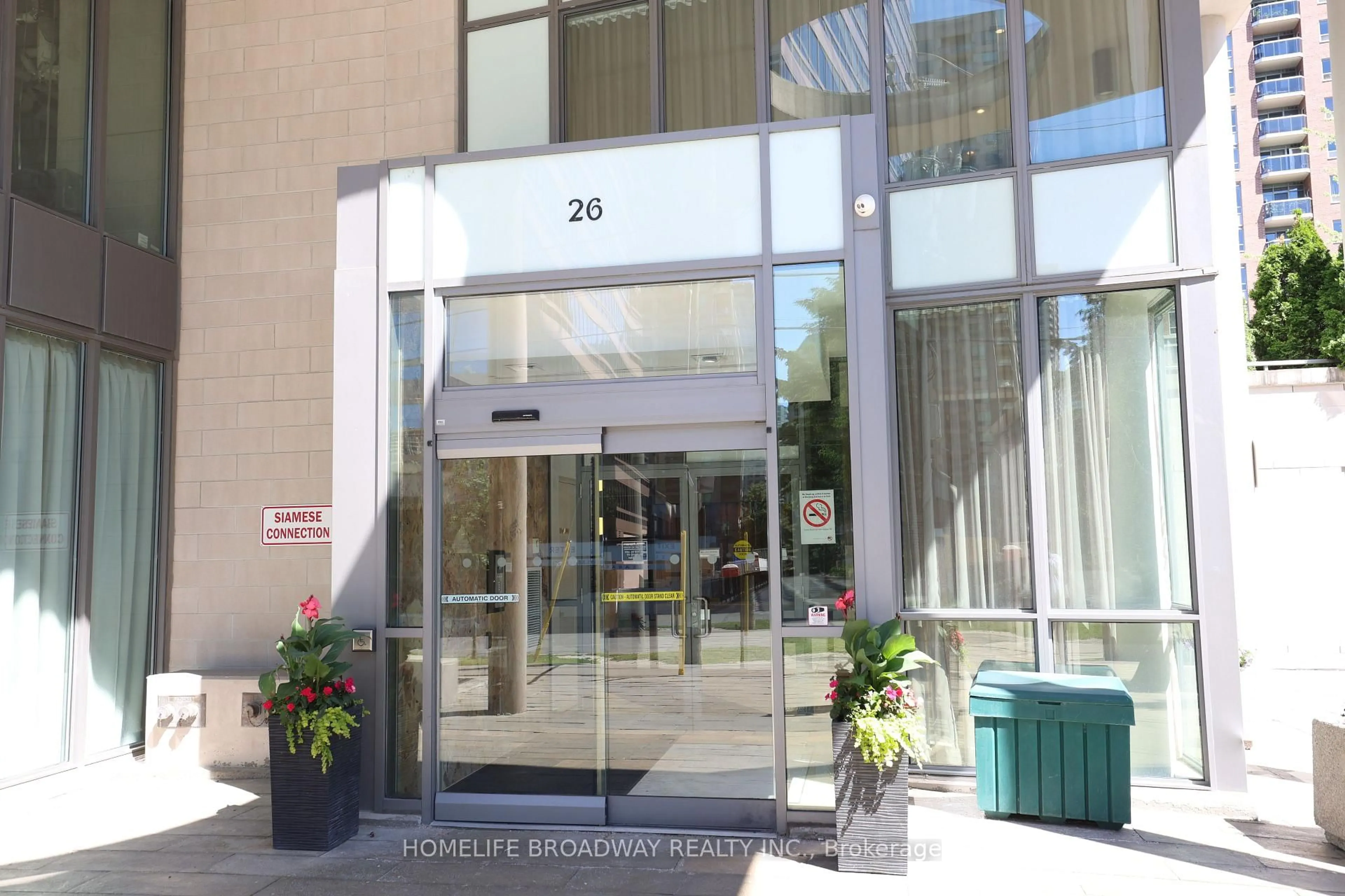 Indoor foyer for 26 Norton Ave #906, Toronto Ontario M2N 0C6