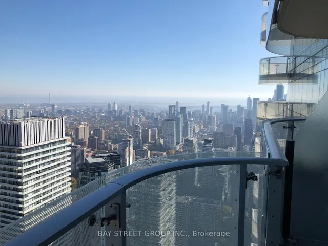 1 Bloor St #6302, Toronto 5
