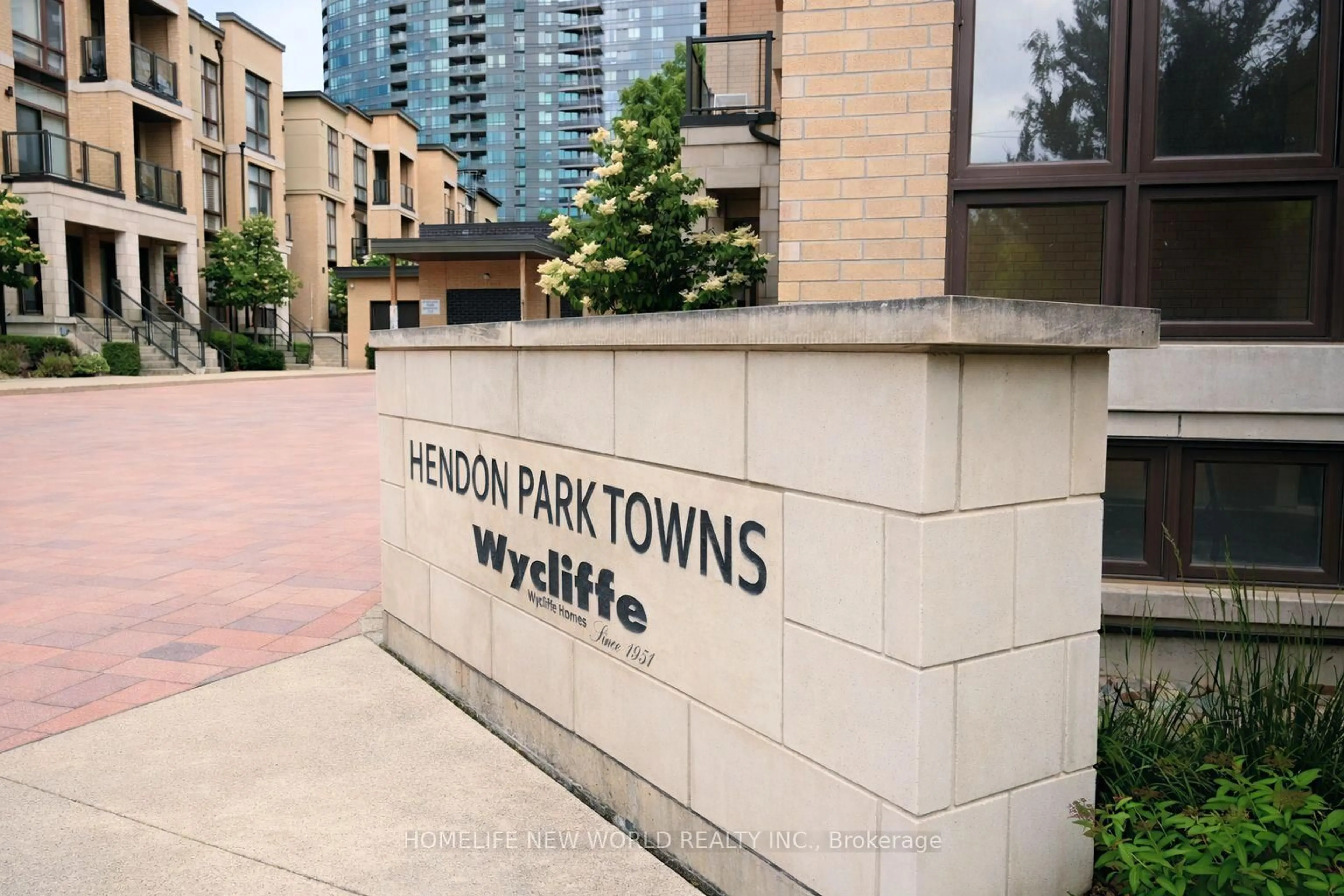 Unknown for 19 Eldora Ave #45, Toronto Ontario M2M 1R3